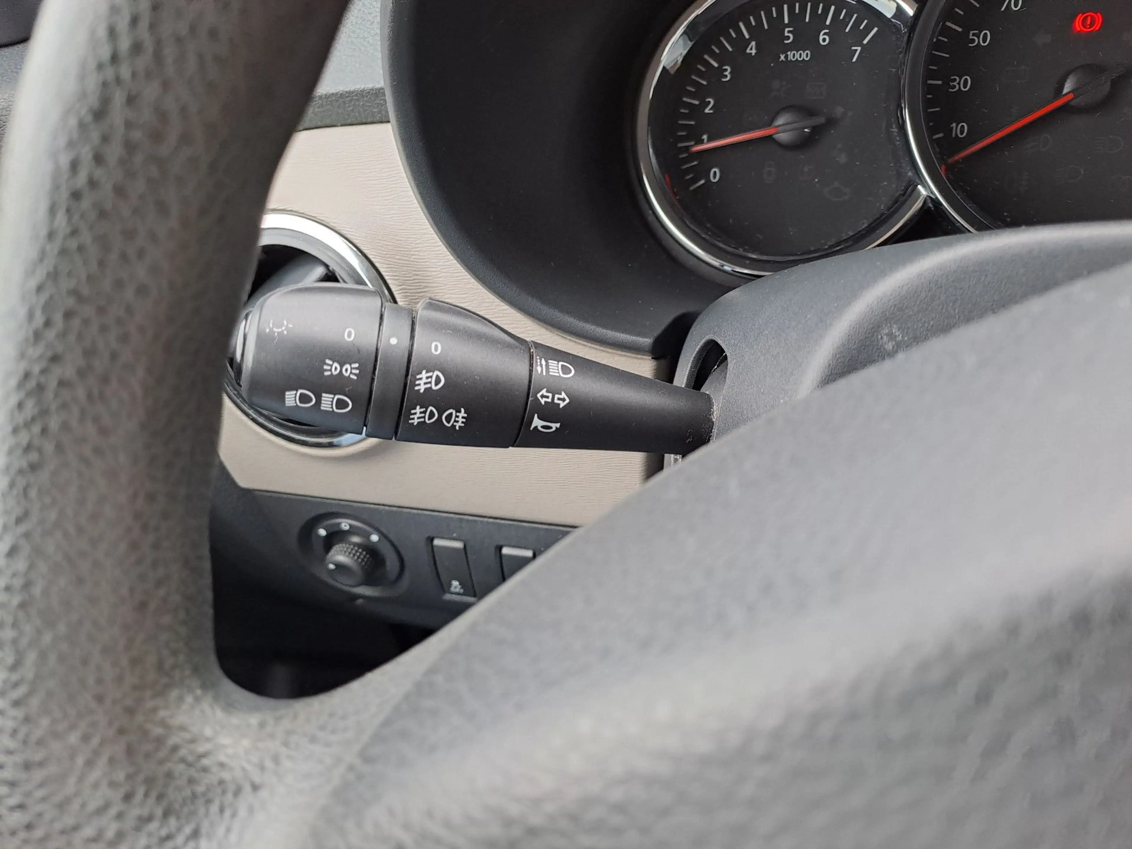 Dacia Dokker Laureate *2. Hand*Navi*BT*Kupplung NEU* — photo 11