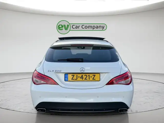Mercedes-Benz Cla view 9