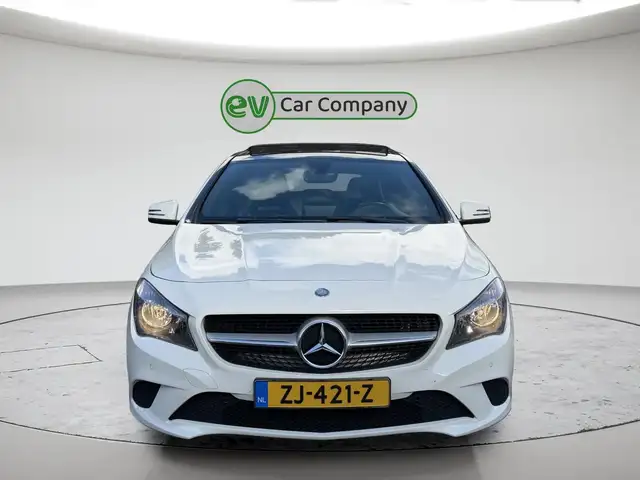 Mercedes-Benz Cla view 8