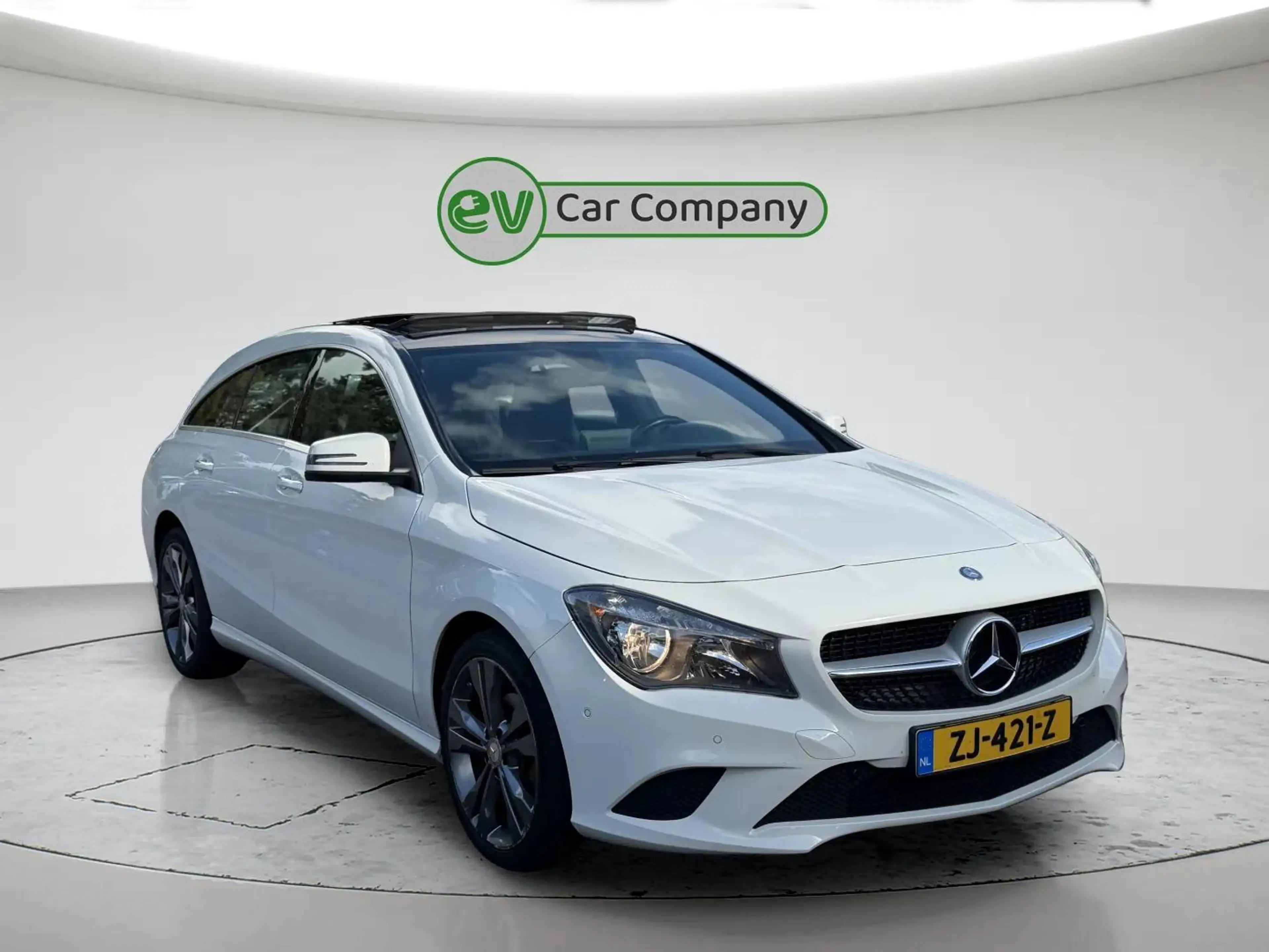 Mercedes-Benz CLA 200 Shooting Brake | Panoramadak | Nieuwe apk + Onderh — photo 2