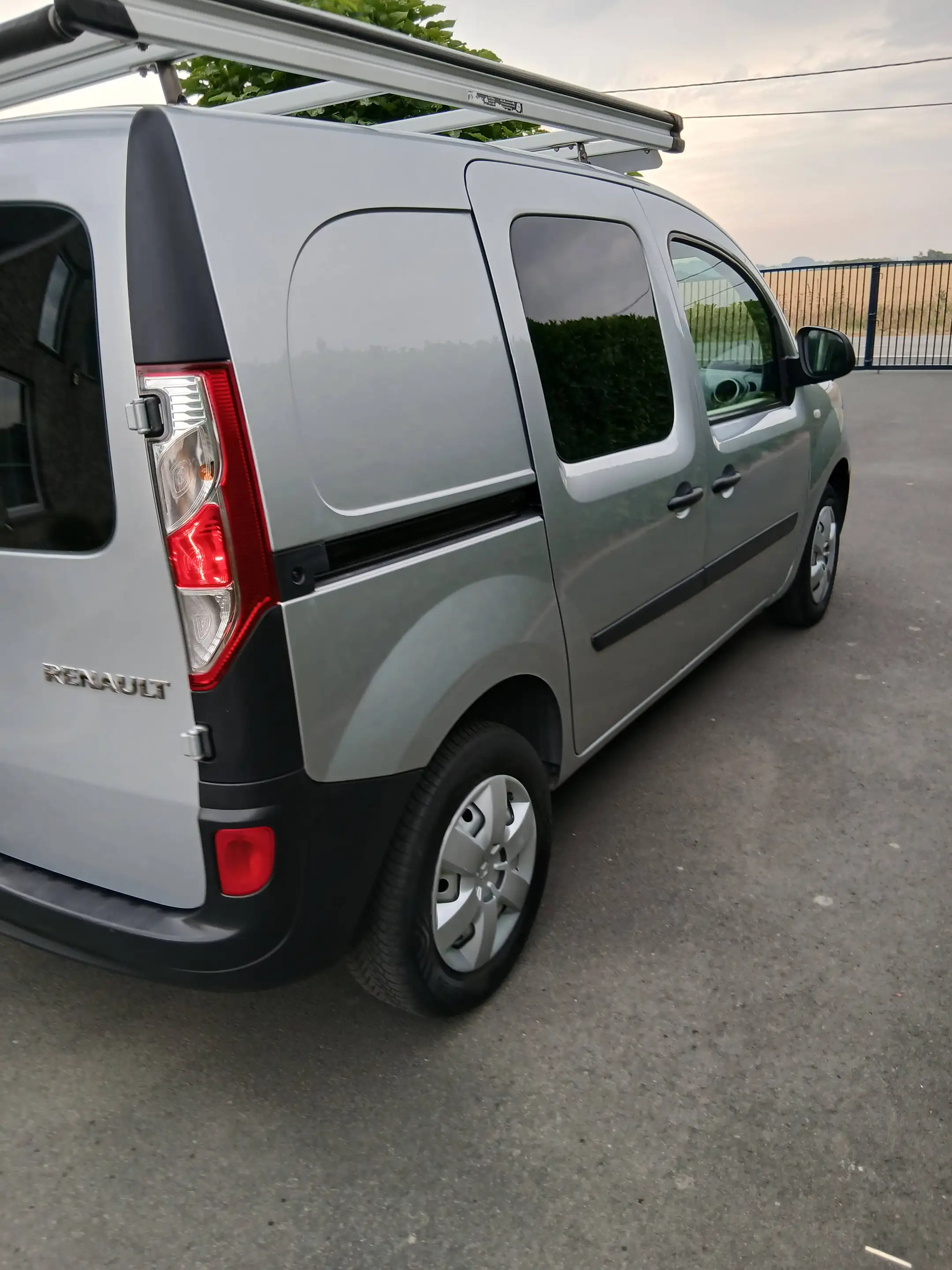 Renault Kangoo 2021 75.500km lichtevracht — photo 3