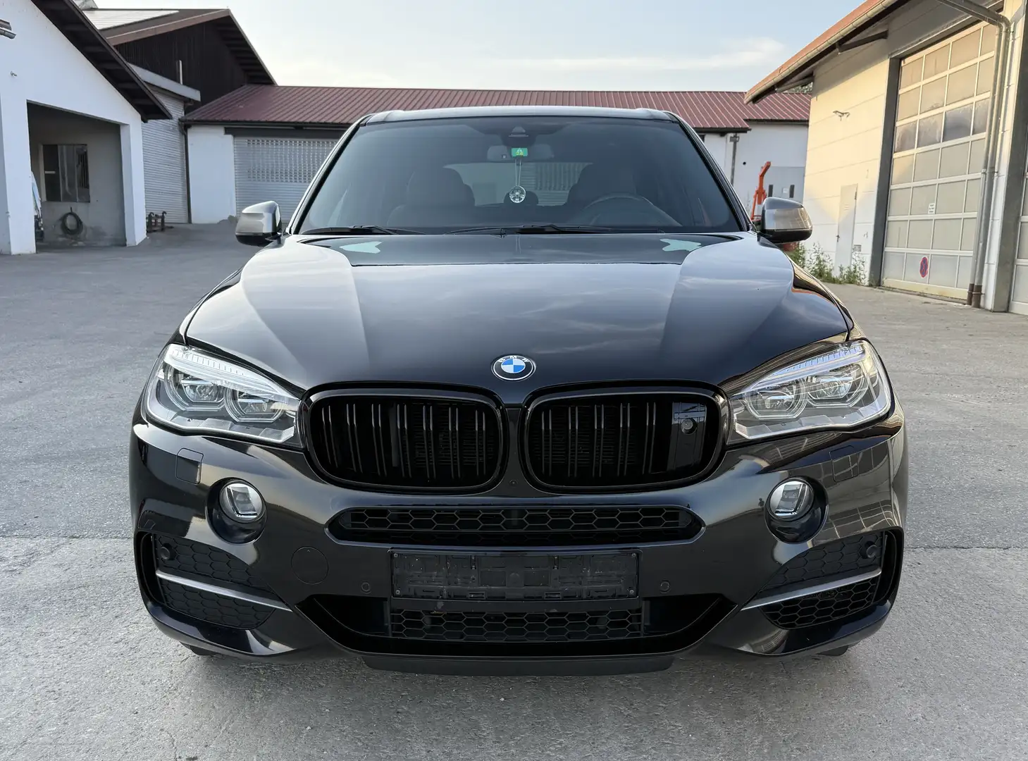 BMW X5 M M50 d Czarny - 2