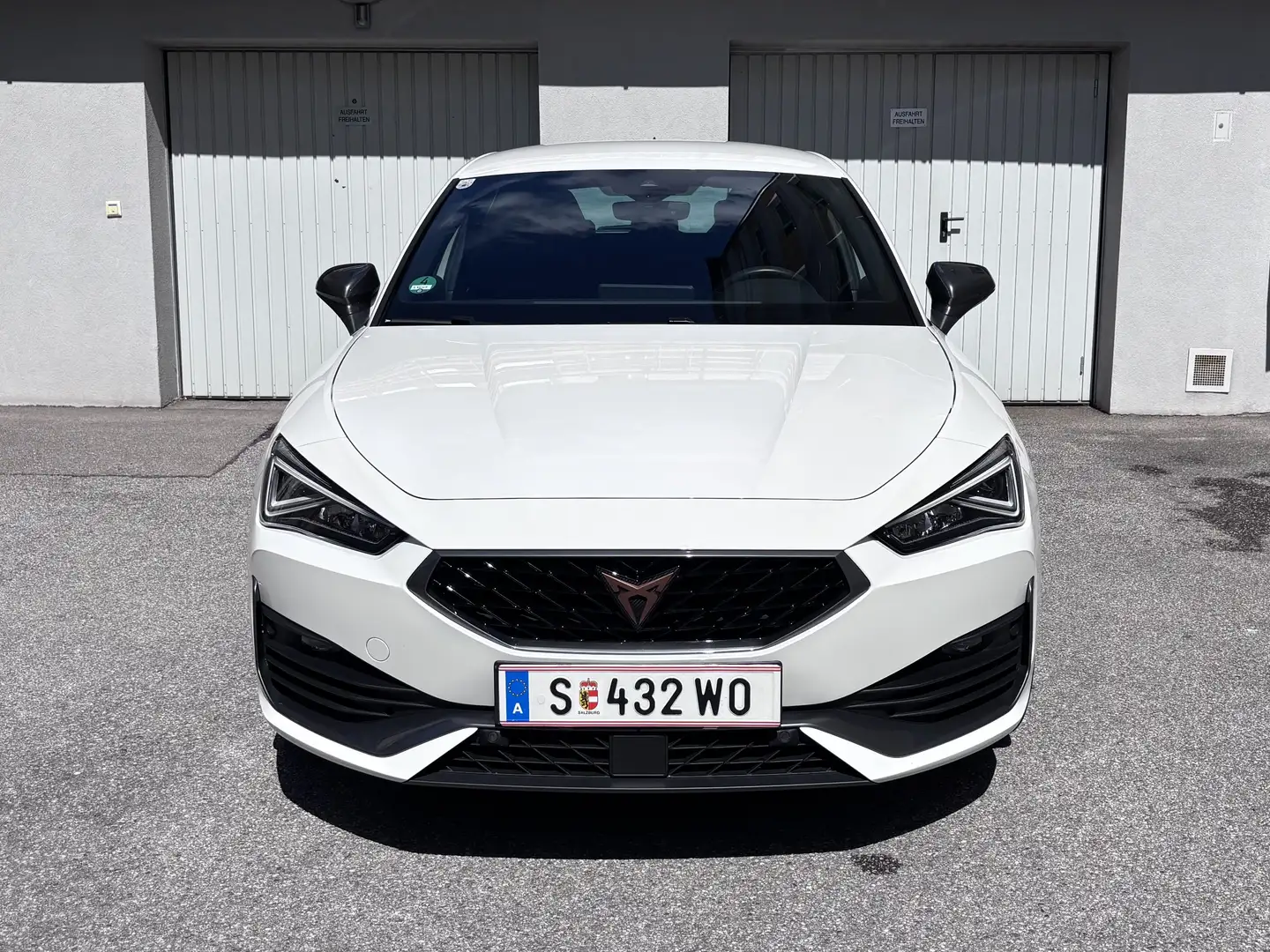 CUPRA Leon 1.4 e-Hybrid (180 kW System) VZ - 2