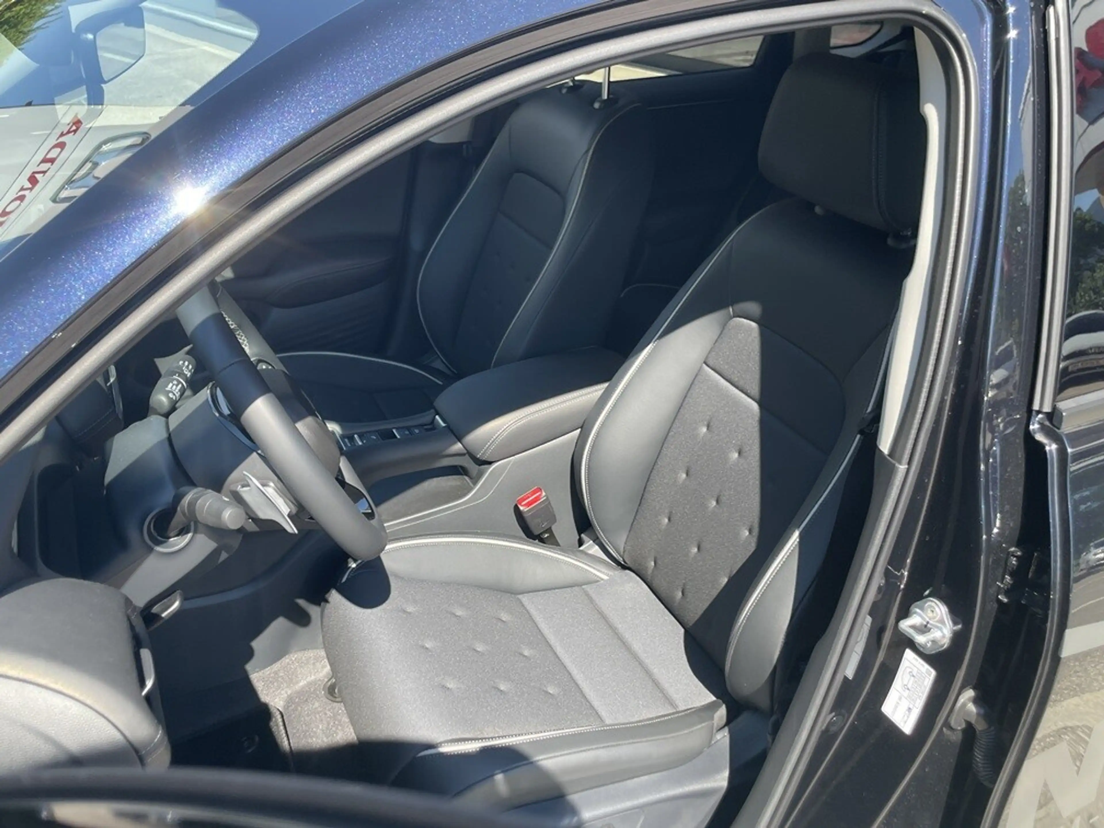 Honda ZR-V 2,0 i-MMD Hybrid Sport Aut. — photo 11