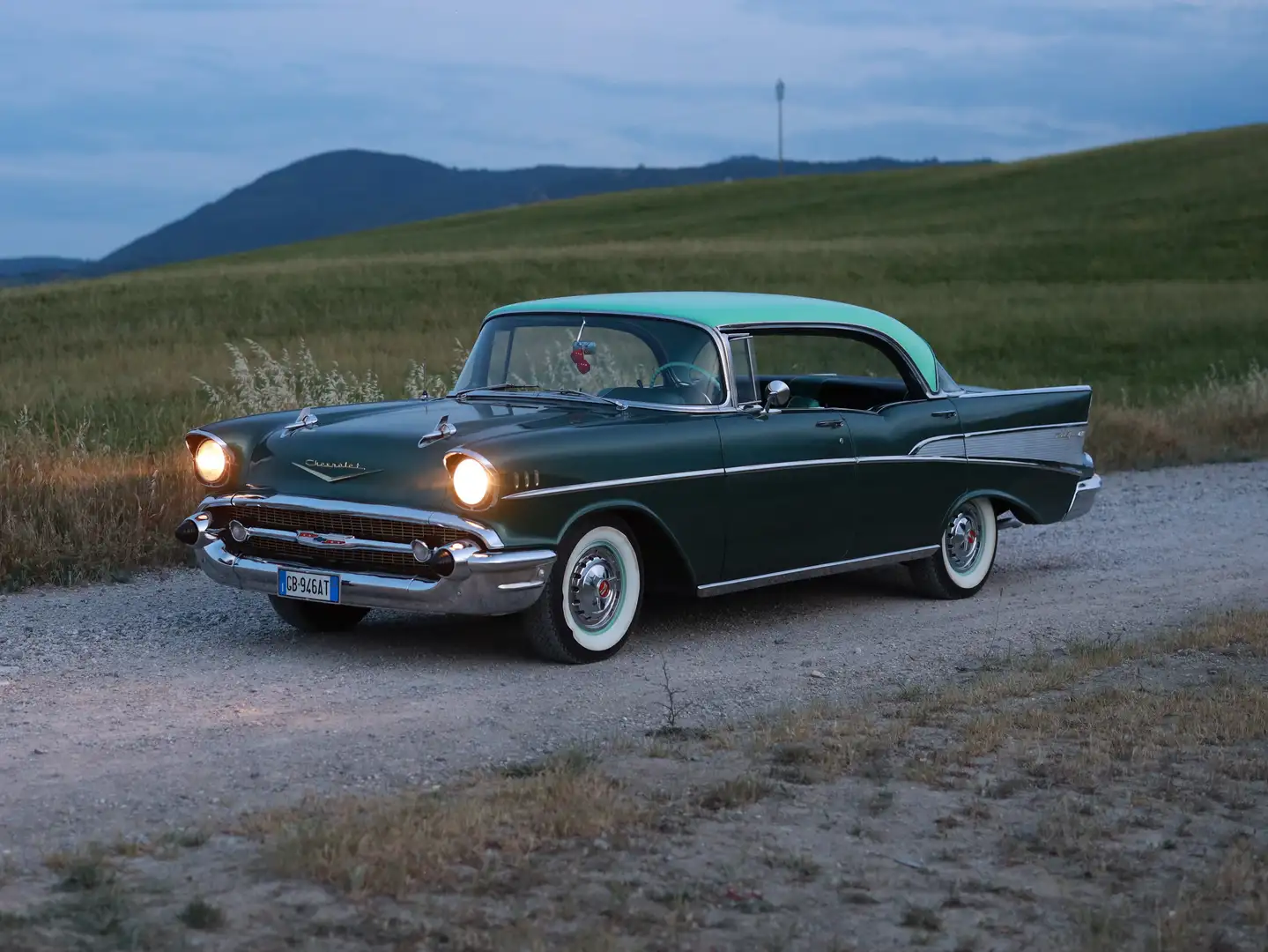 Chevrolet Bel Air Sport Sedan Verde - 2