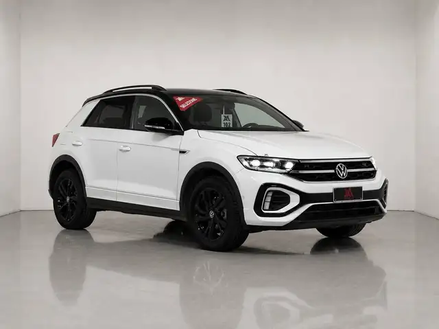 Volkswagen T-Roc view 2