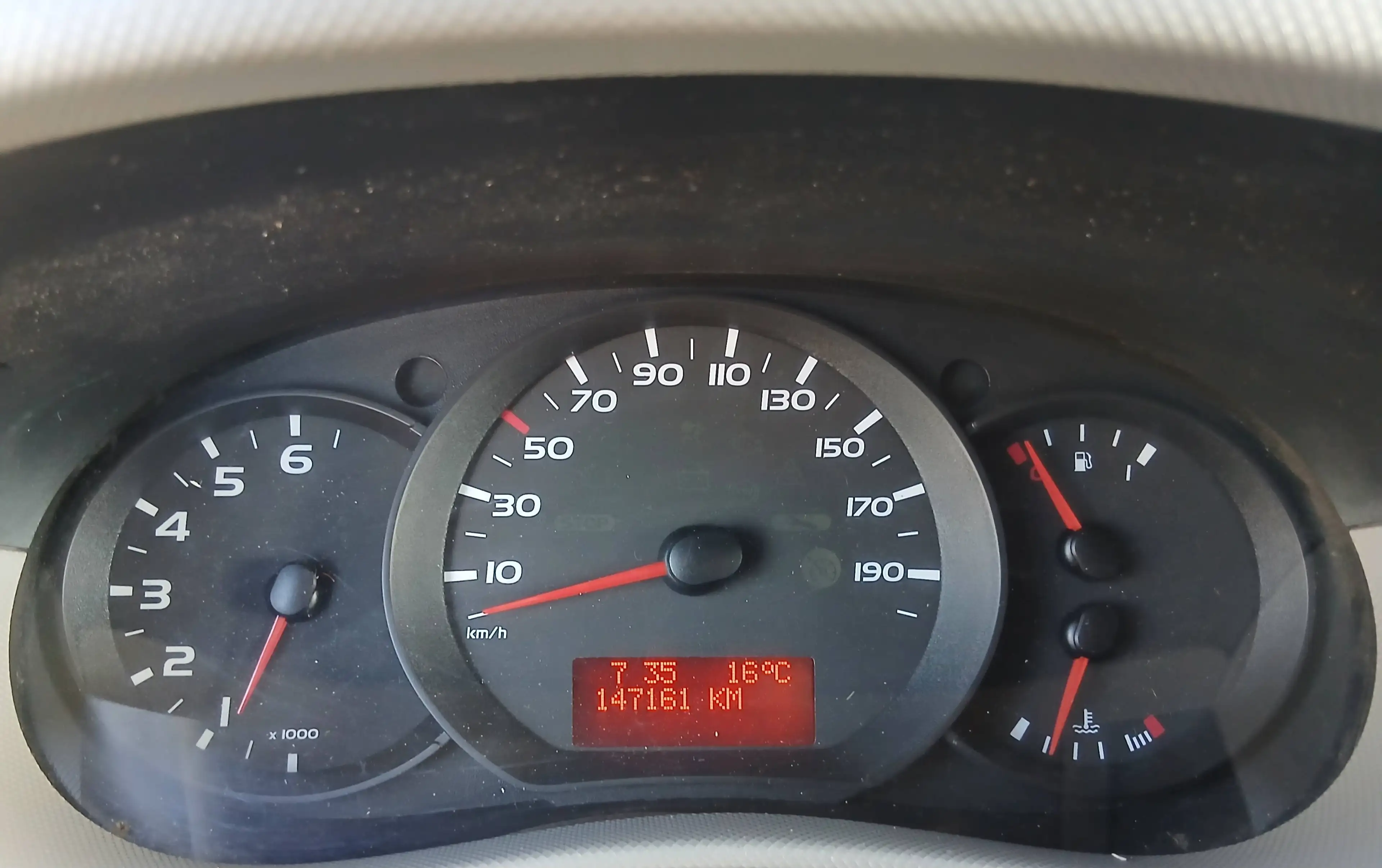 Renault Master L2H1 3,5t — photo 12