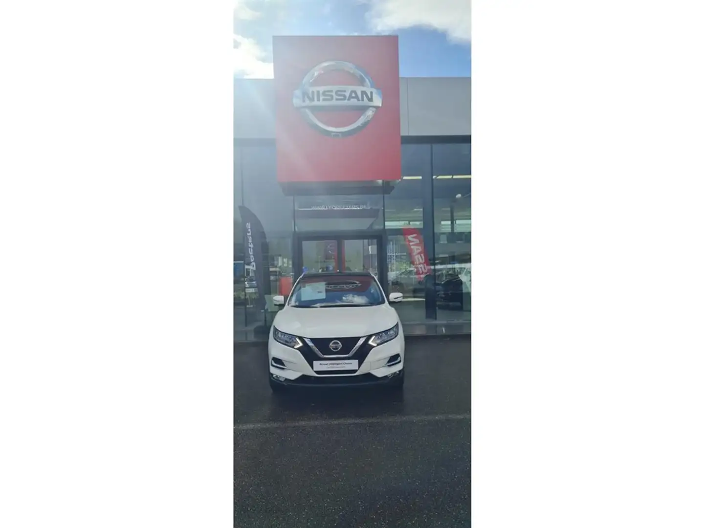 Nissan Qashqai N-Connecta 1.3 DIG-T Wit - 2
