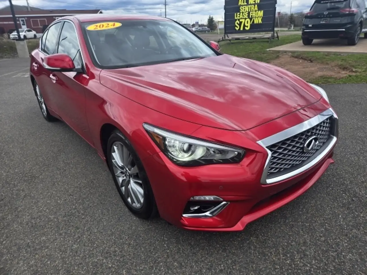 Infiniti Q50 снимка Infiniti Q50