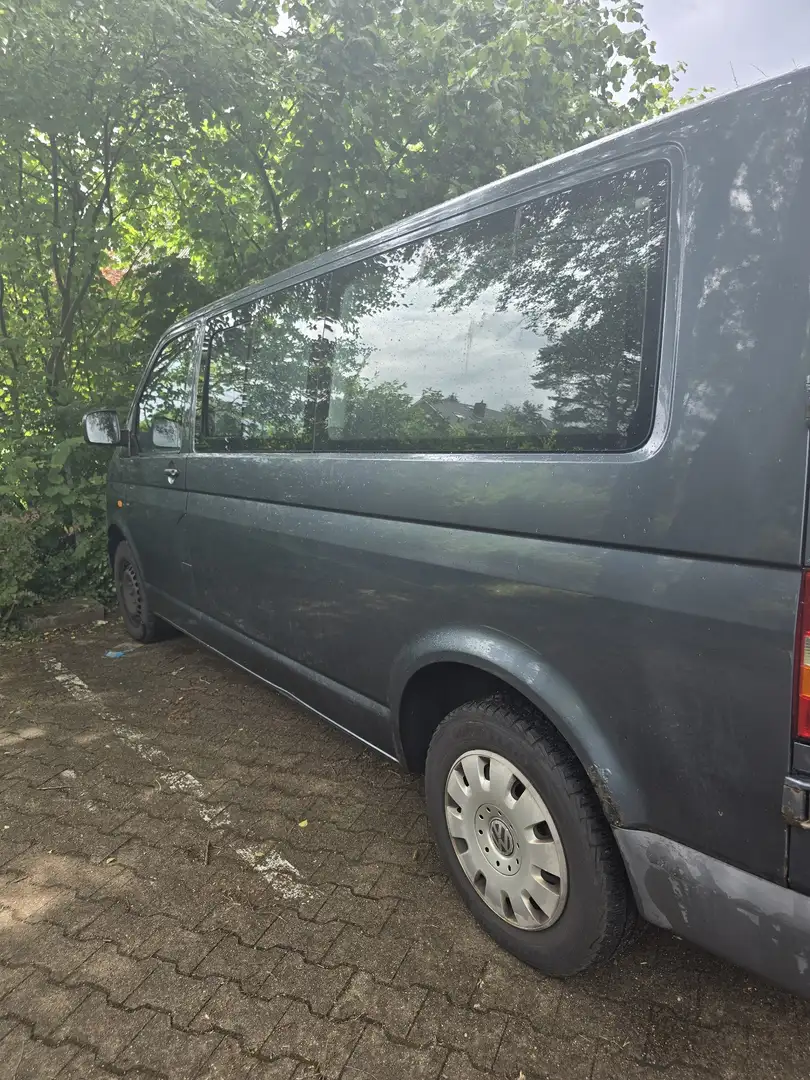 Volkswagen T5 Shuttle Shuttle lang Grau - 2
