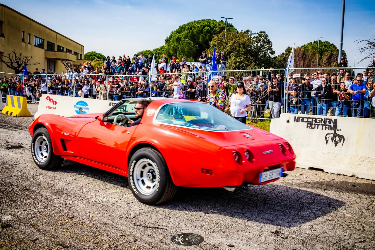 Chevrolet Corvette 25* Anniversary, foto 2