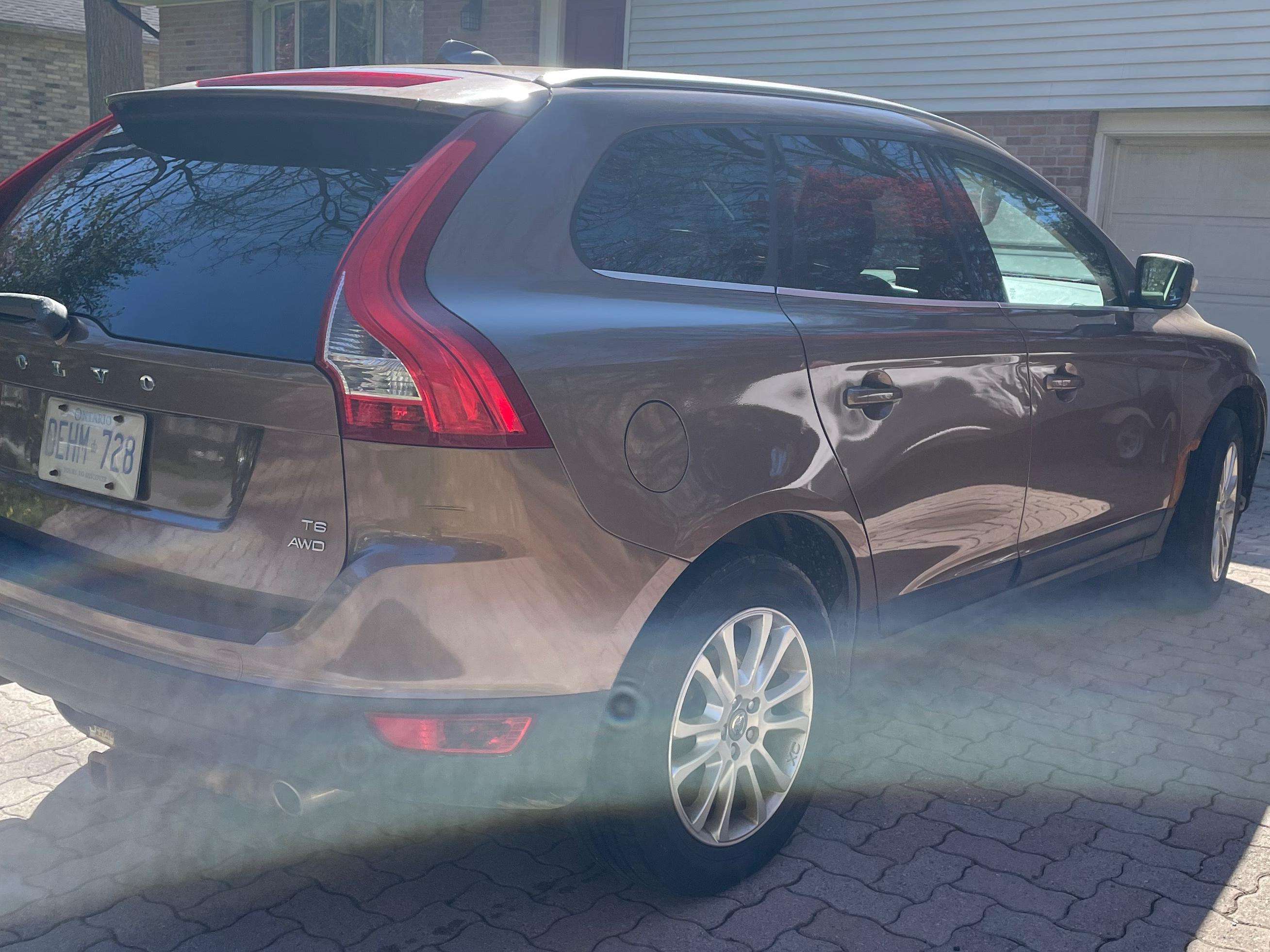 2010 Volvo XC60 T6 alt 4