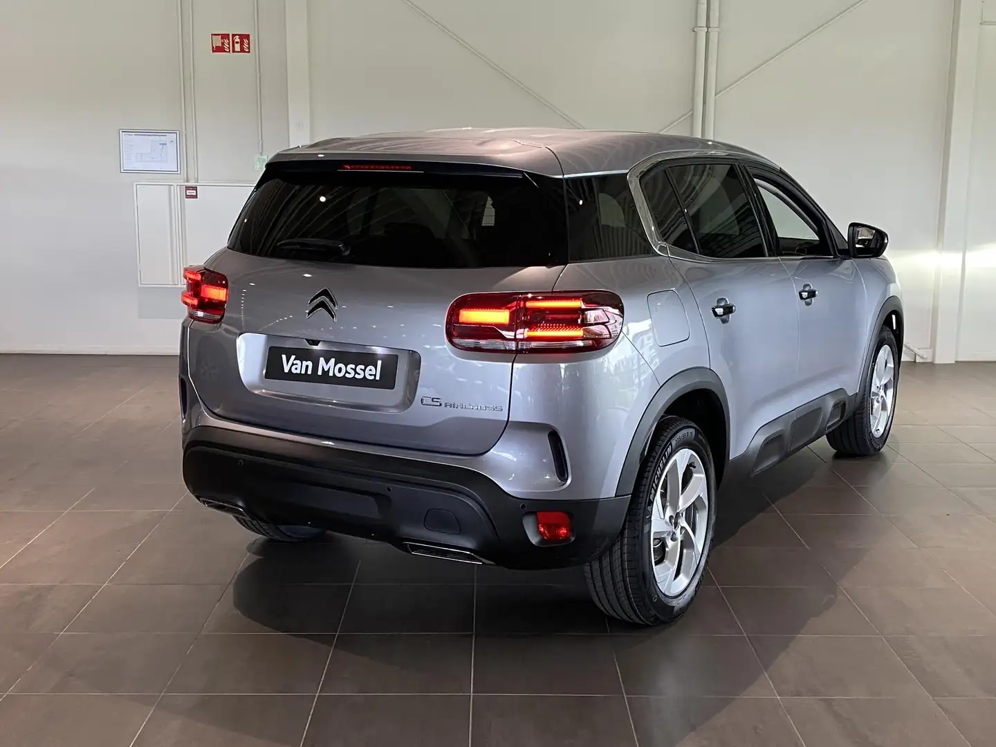 Citroen C5 Aircross 1.2 Hybrid 136 Plus | AUTOMAAT | CARPLAY   ANDROID Grau - 2