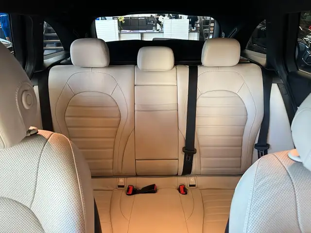 Mercedes-Benz 300 view 13