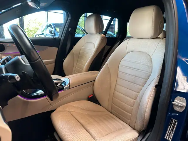 Mercedes-Benz 300 view 7