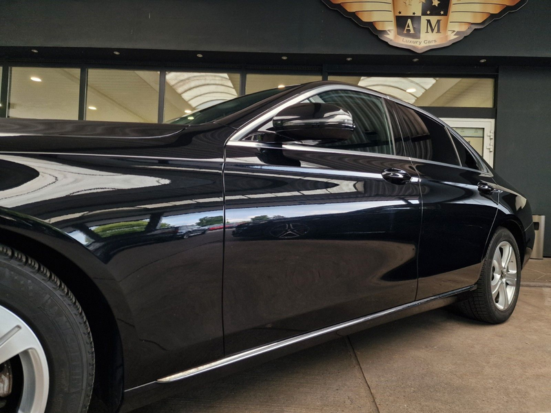 Mercedes-Benz E 220 d Lim. AVANTGARDE Teilleder/Kamera/LED — photo 6