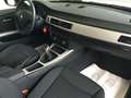 BMW 318 i/1.Hd/33Tkm/Klimatr/Sitzh/Xenon/PDC/Allwette Bílá - thumbnail 14
