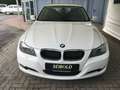 BMW 318 i/1.Hd/33Tkm/Klimatr/Sitzh/Xenon/PDC/Allwette Bílá - thumbnail 2