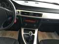 BMW 318 i/1.Hd/33Tkm/Klimatr/Sitzh/Xenon/PDC/Allwette Bílá - thumbnail 13