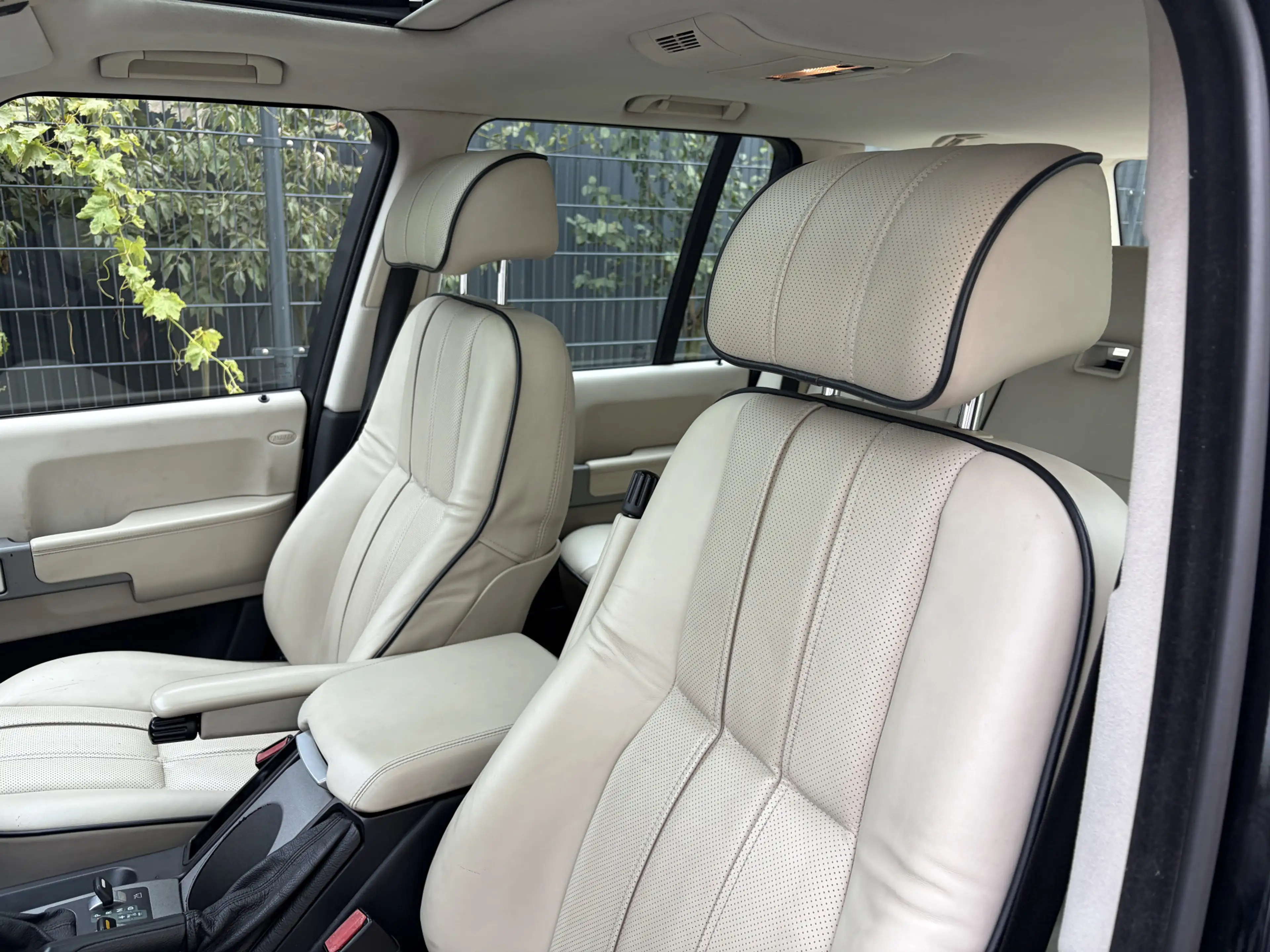 Land Rover Range Rover 2.9 Td6 HSE / AUTOMAAT / PAS GROOT ONDERHOUD GEHAD — photo 11