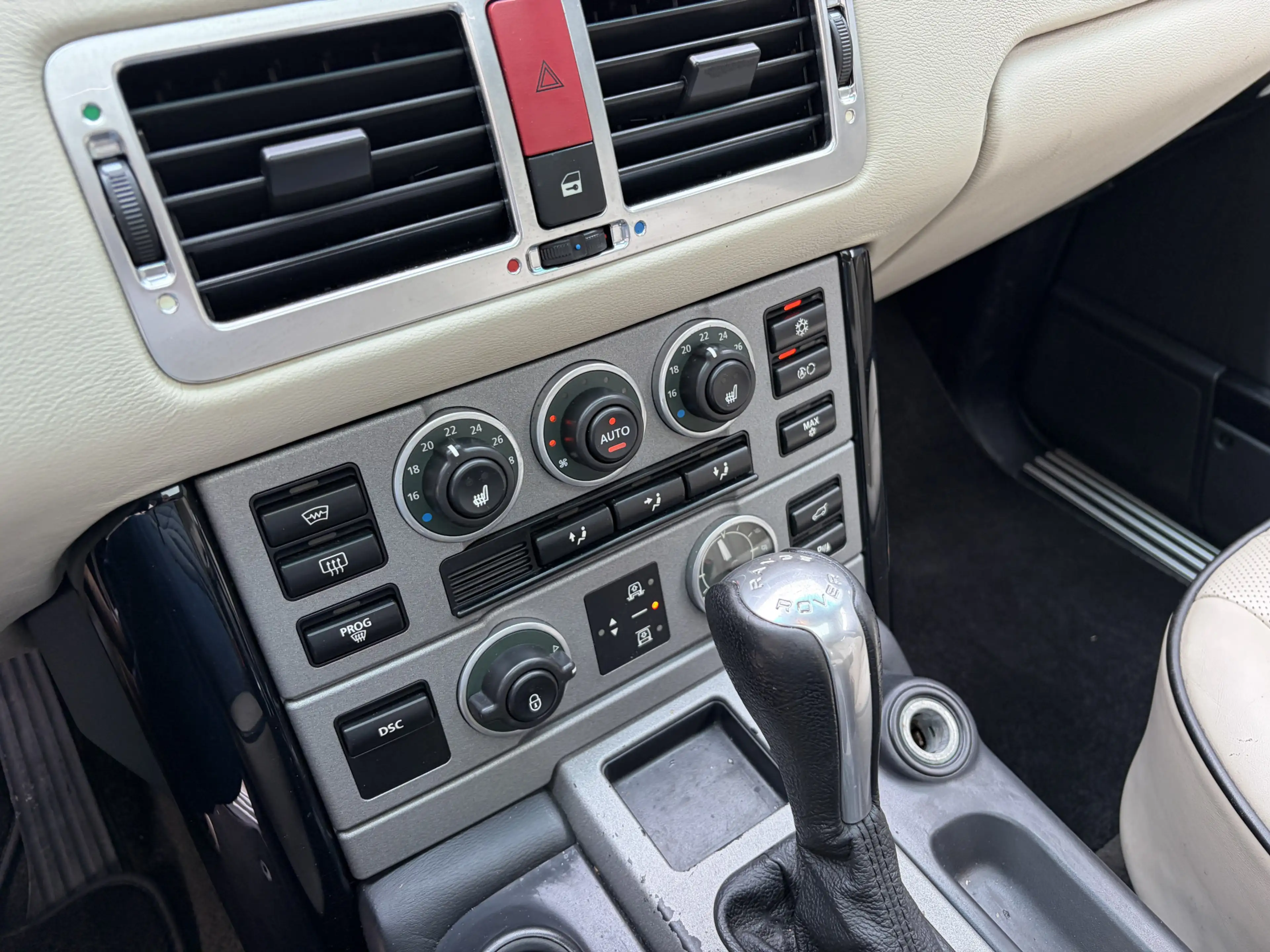 Land Rover Range Rover 2.9 Td6 HSE / AUTOMAAT / PAS GROOT ONDERHOUD GEHAD — photo 14