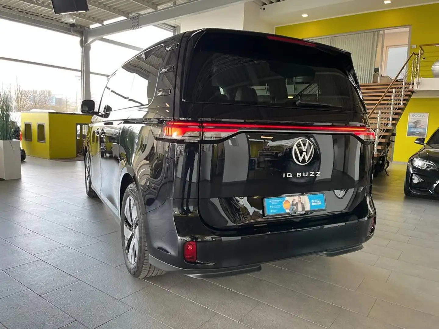 Volkswagen ID. Buzz Bus 150 kW Pro Design und Style-Paket Noir - 2