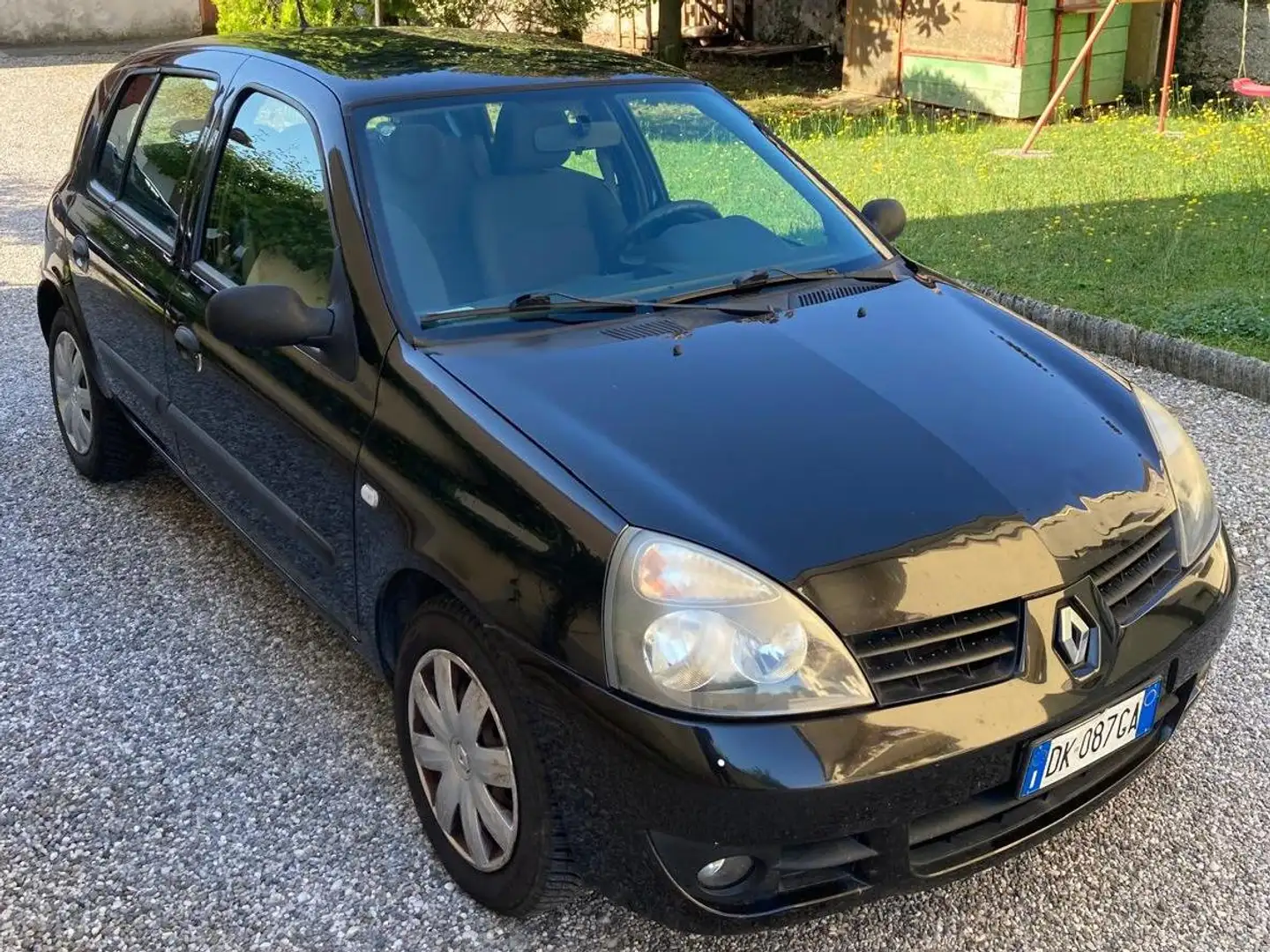 Renault Clio Clio II 2004 Storia 5p 1.2 Confort Gpl Fekete - 1