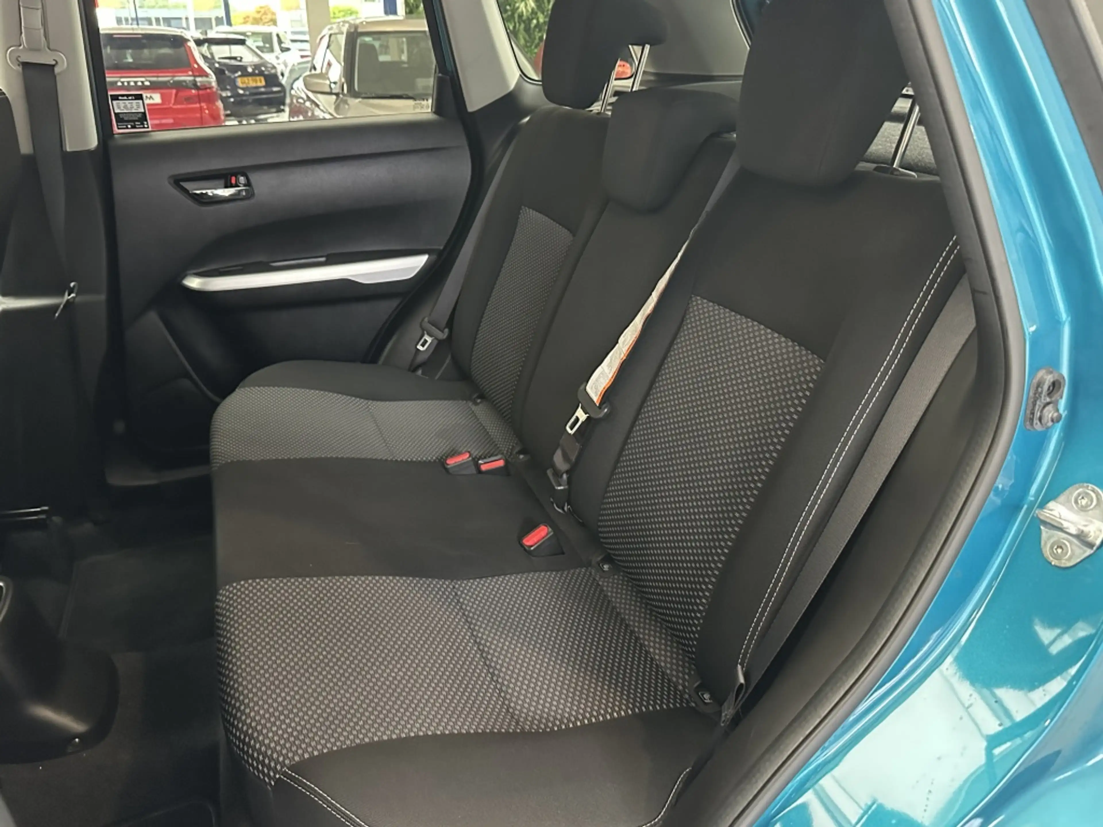 Suzuki Vitara 1.6 Exclusive [ TREKHAAK | ALL-SEASON | CAMERA | C — photo 6