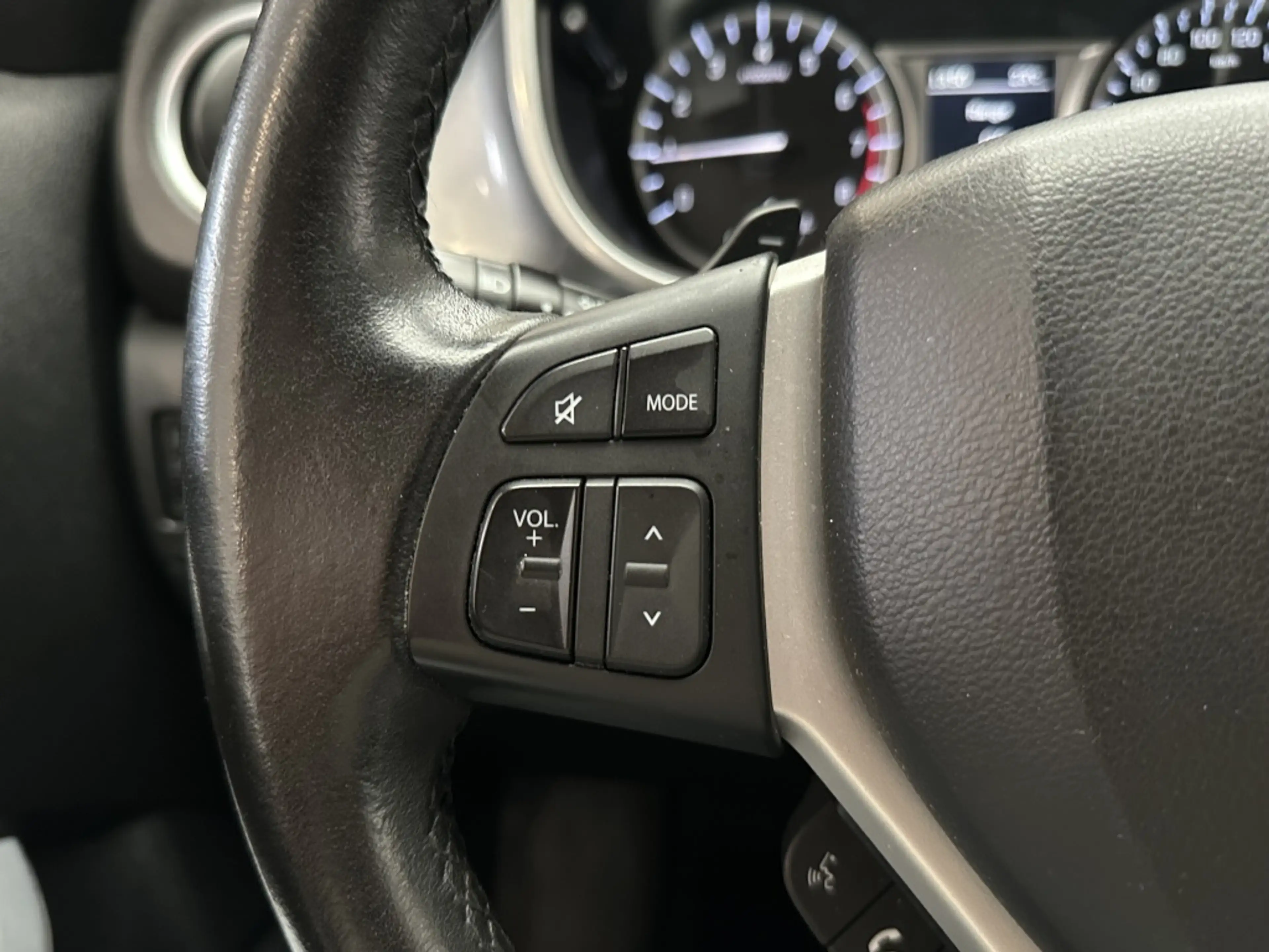 Suzuki Vitara 1.6 Exclusive [ TREKHAAK | ALL-SEASON | CAMERA | C — photo 28