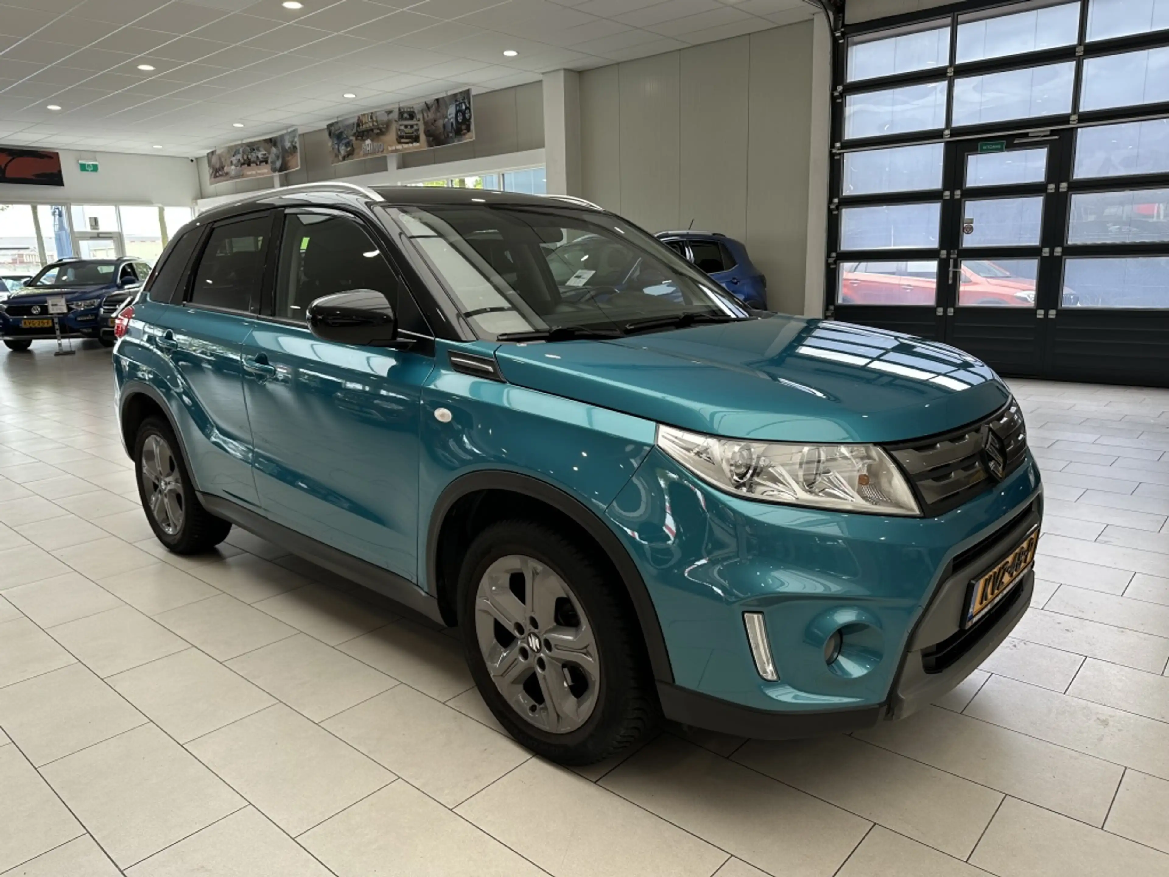 Suzuki Vitara 1.6 Exclusive [ TREKHAAK | ALL-SEASON | CAMERA | C — photo 33