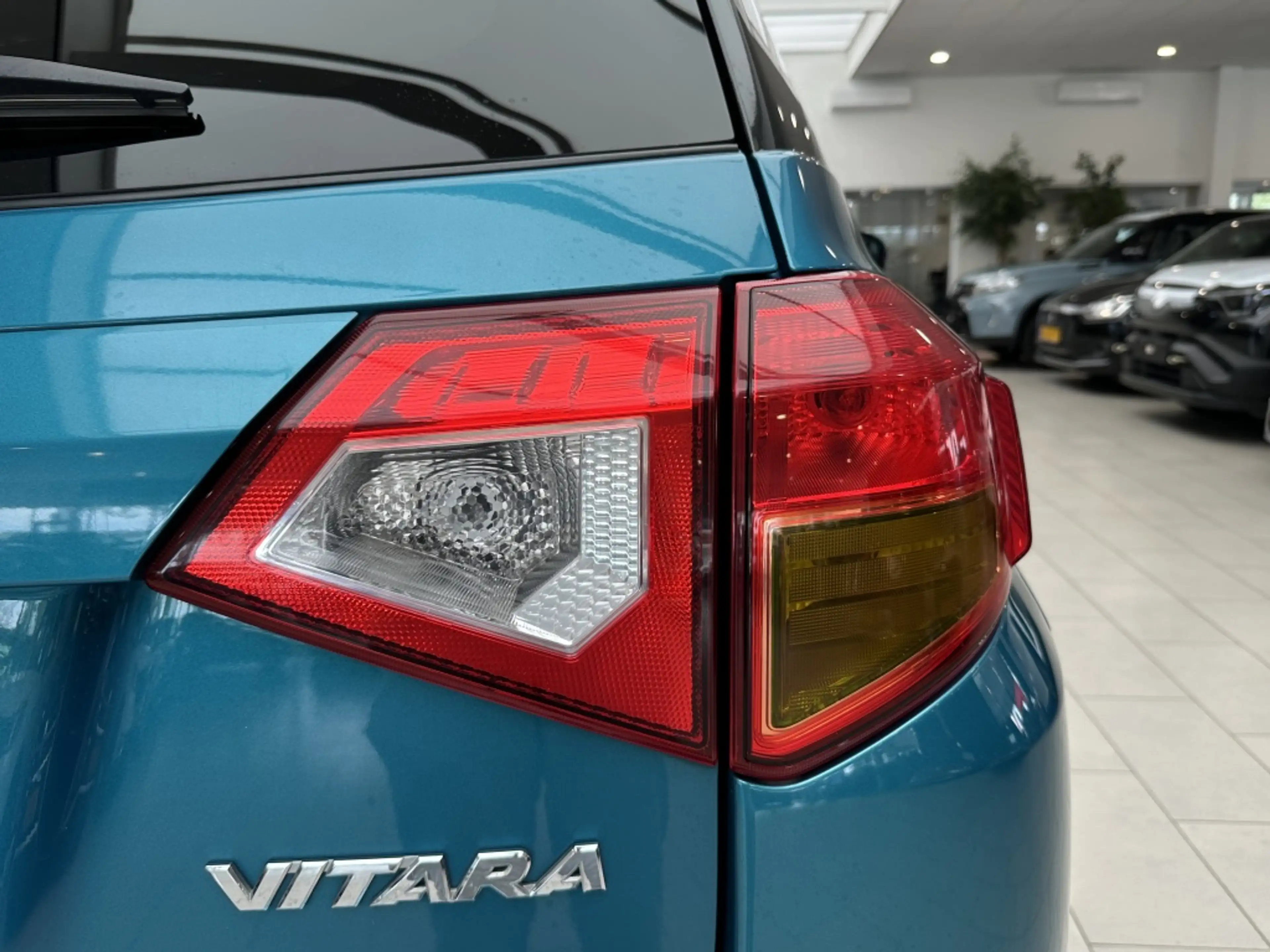 Suzuki Vitara 1.6 Exclusive [ TREKHAAK | ALL-SEASON | CAMERA | C — photo 25