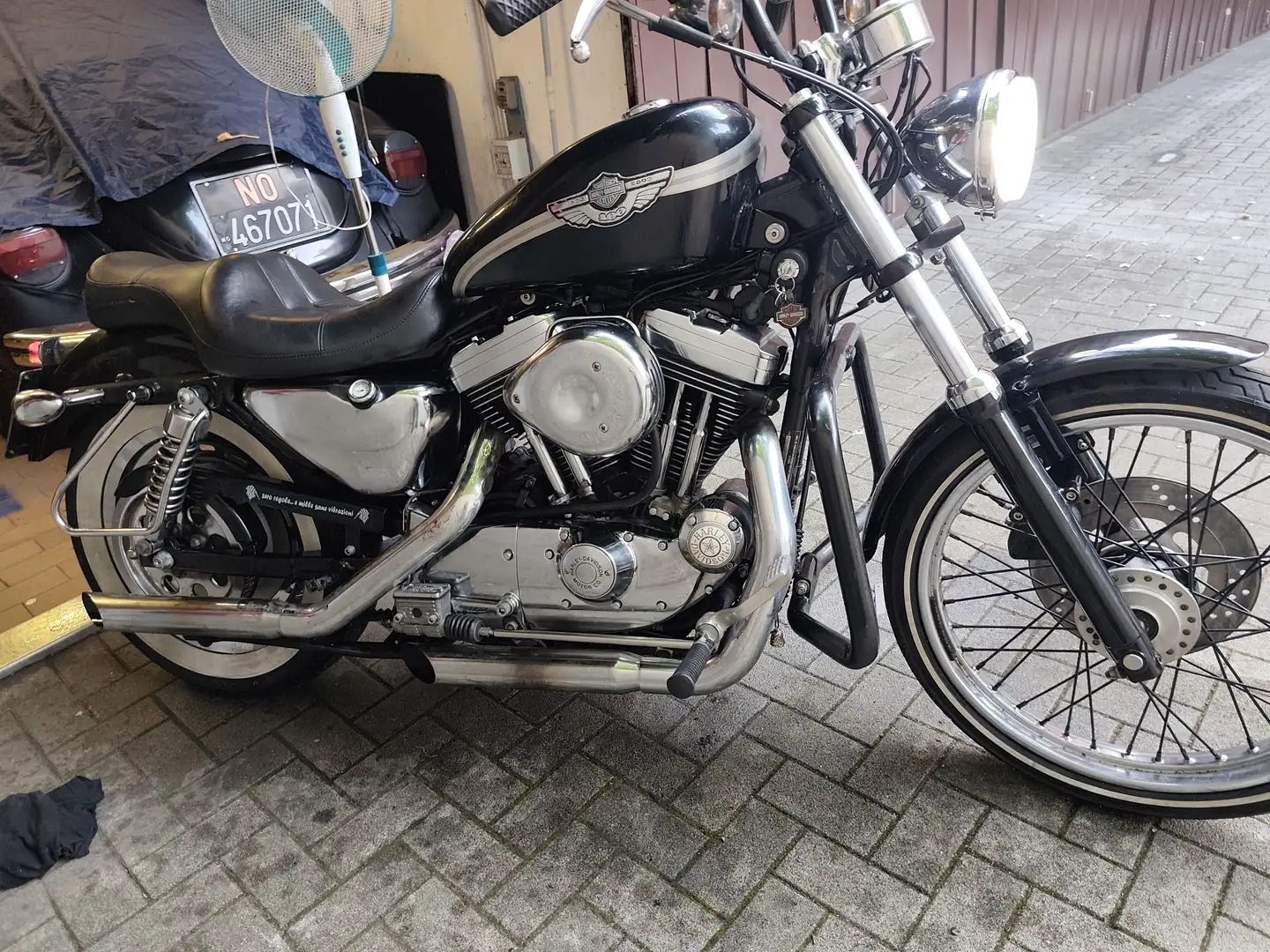 Harley-Davidson 1200 Custom 100 th Fekete - 1