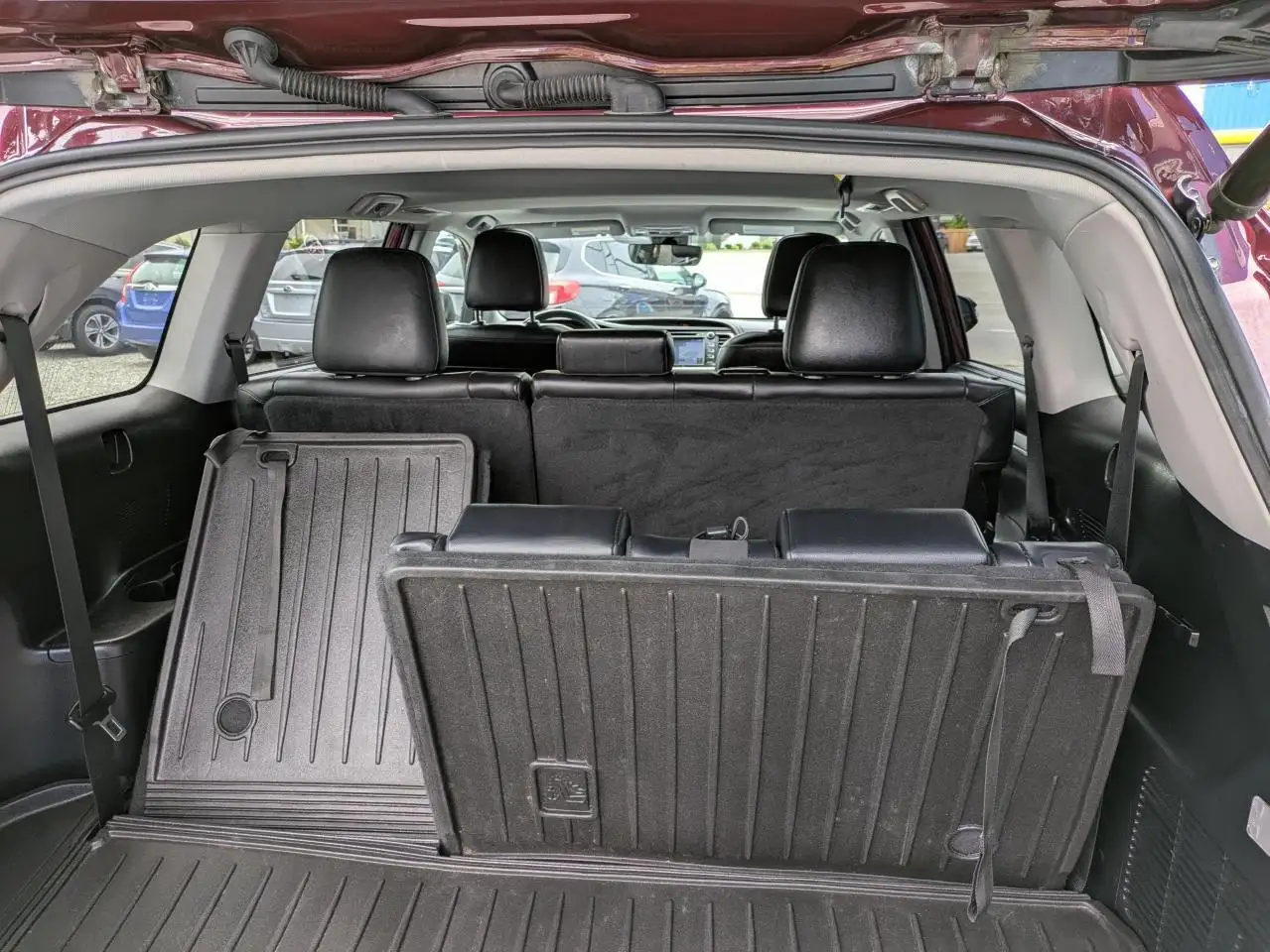 Toyota Highlander снимка Toyota Highlander
