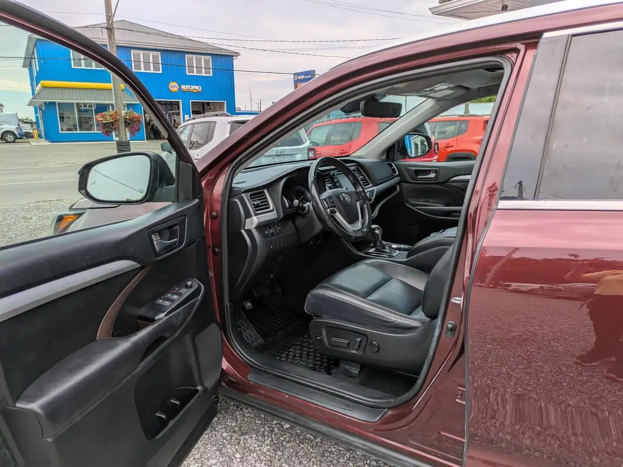 Toyota Highlander снимка Toyota Highlander