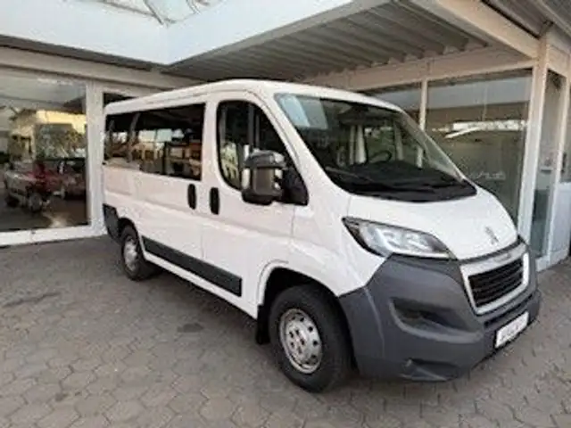 Peugeot Boxer Kombi 330 L1H1 Active Blue-HDi 110 9 Sitze