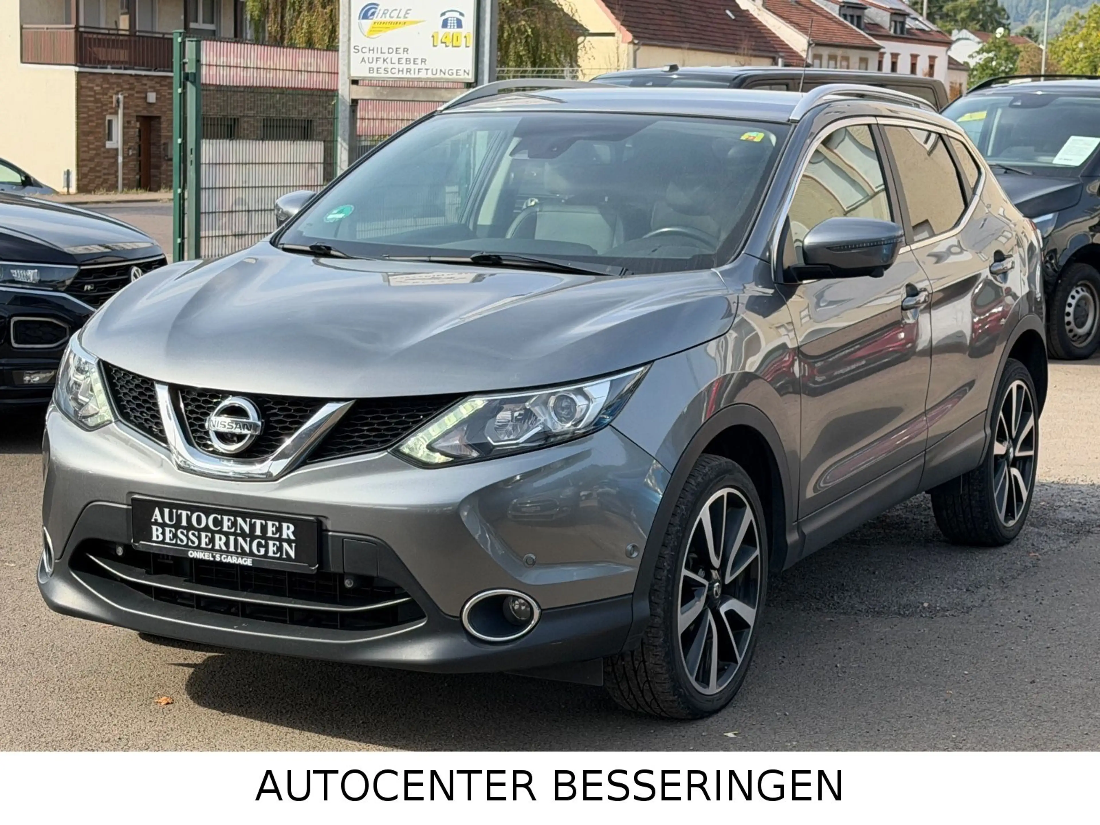 Nissan Qashqai 4x4 * XENON * LEDER * NAVI * EURO 6 *