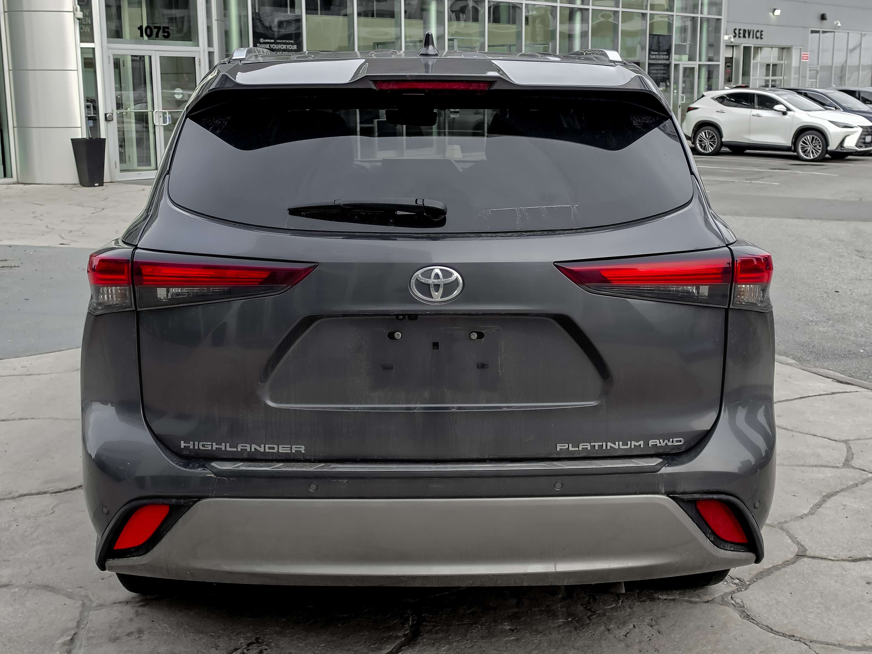 used 2024 Toyota Highlander car, priced at $46,995