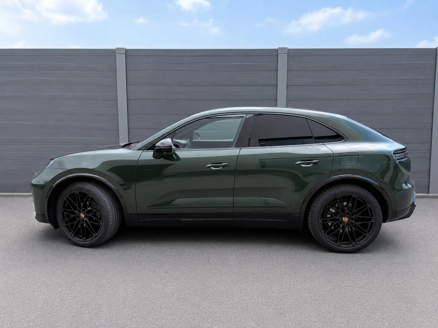 Porsche Macan 4 Grün - 2