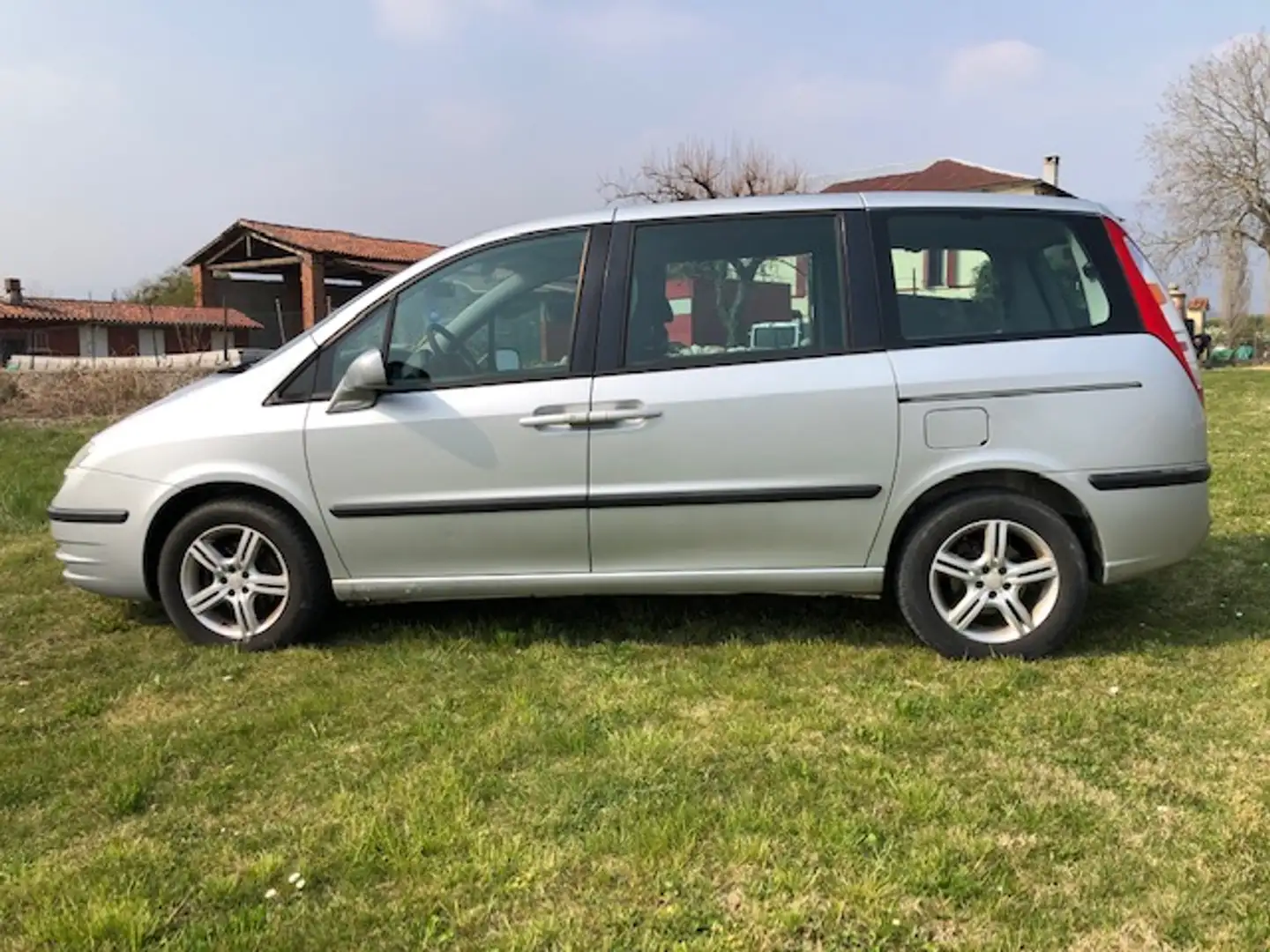 Fiat Ulysse Ulysse 2.0 mjt Emotion Silber - 2