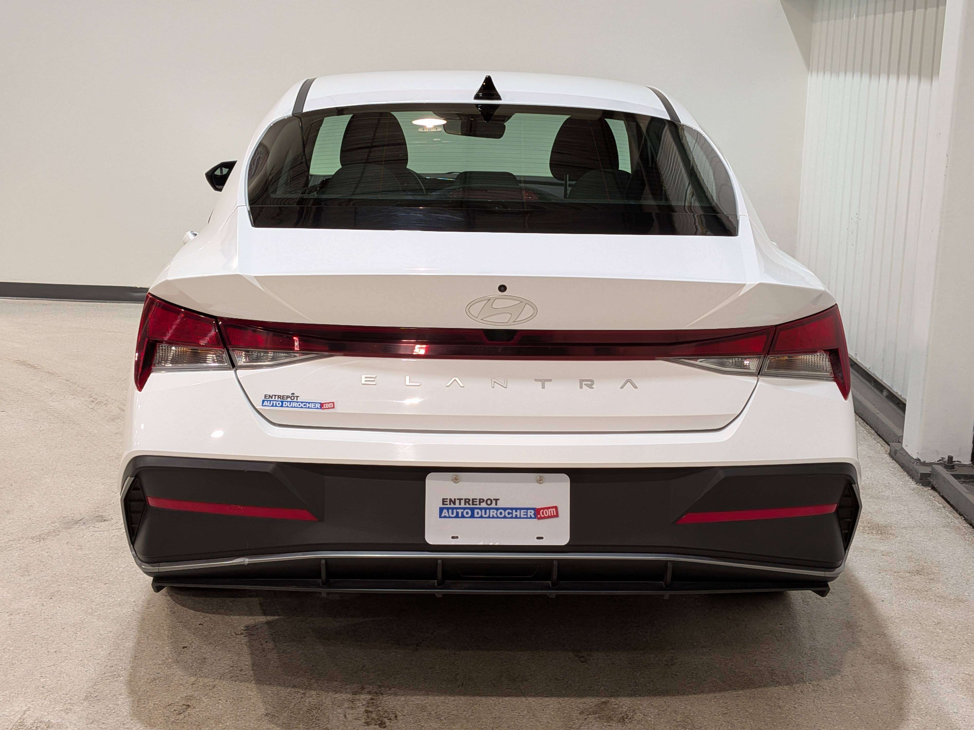 Hyundai Elantra 2025