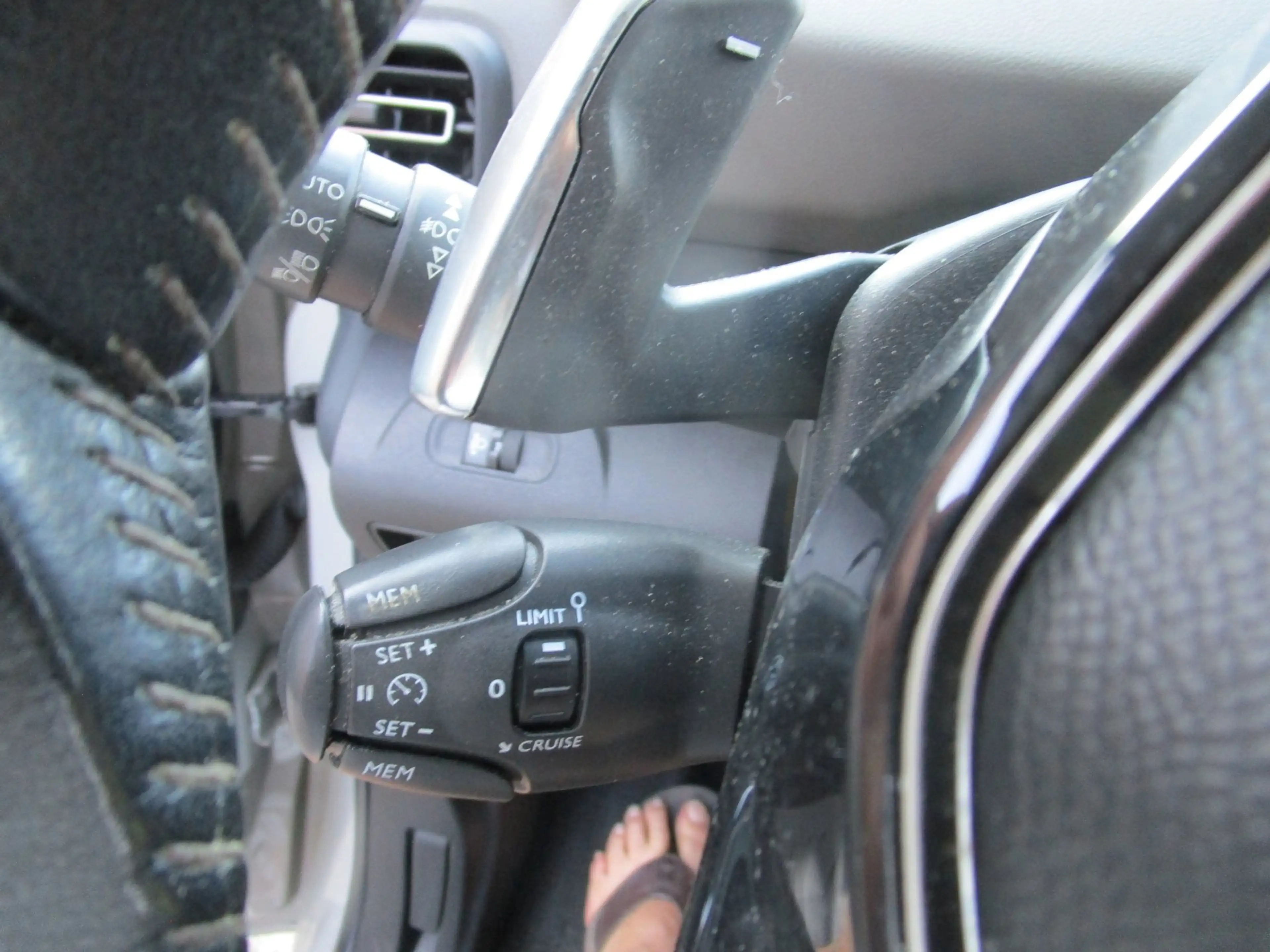 Peugeot Rifter Automaat 7 pers alle opties clima,navi nieuw — photo 19