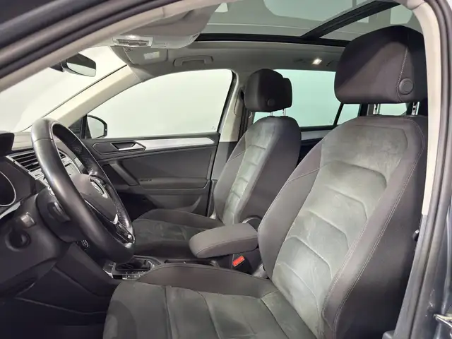 Volkswagen Tiguan view 13