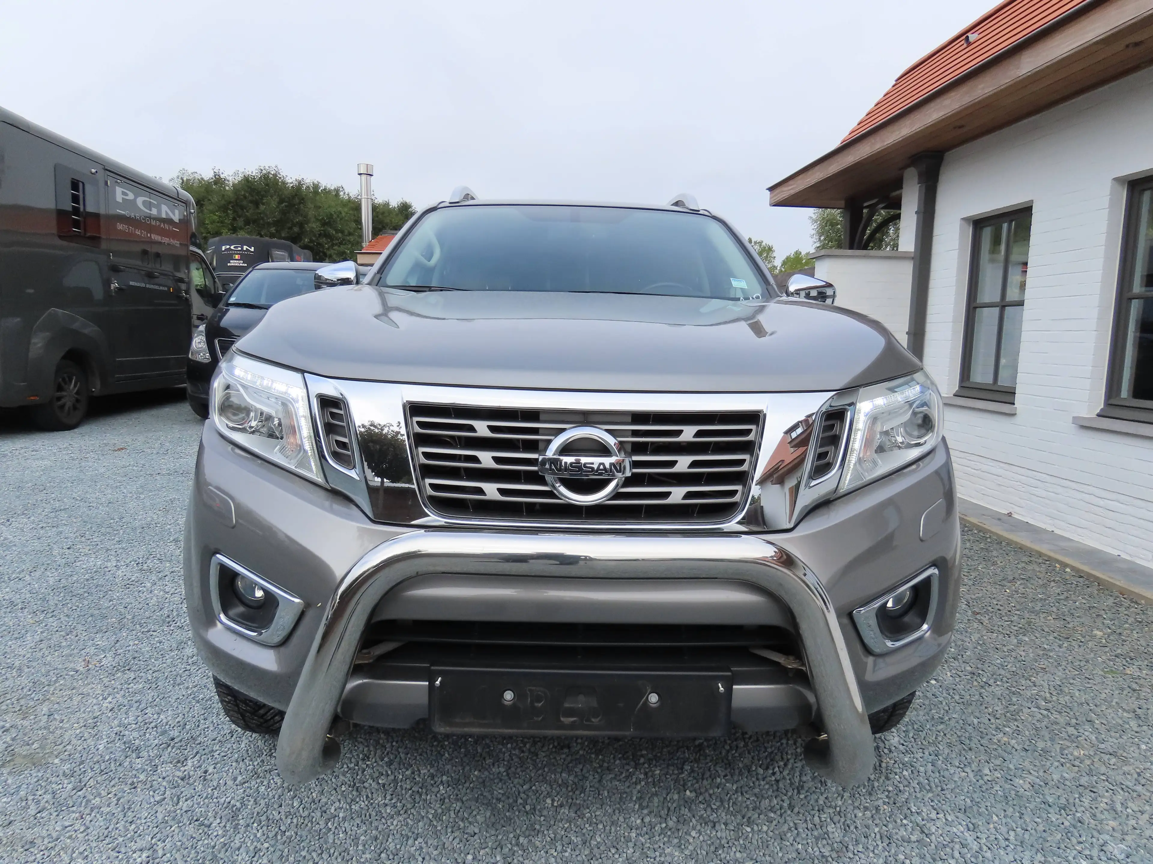 Nissan Navara 2.3 dCi 4WD Tekna — photo 5