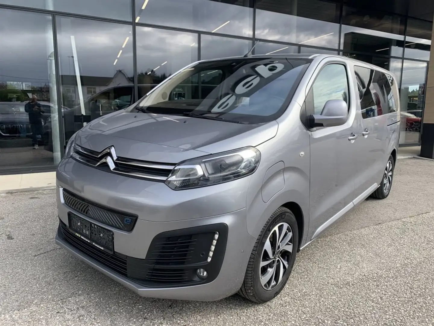 Citroen Jumpy Spacetourer Elektro e-Spacetourer Batterie 50kWH M Сірий - 1