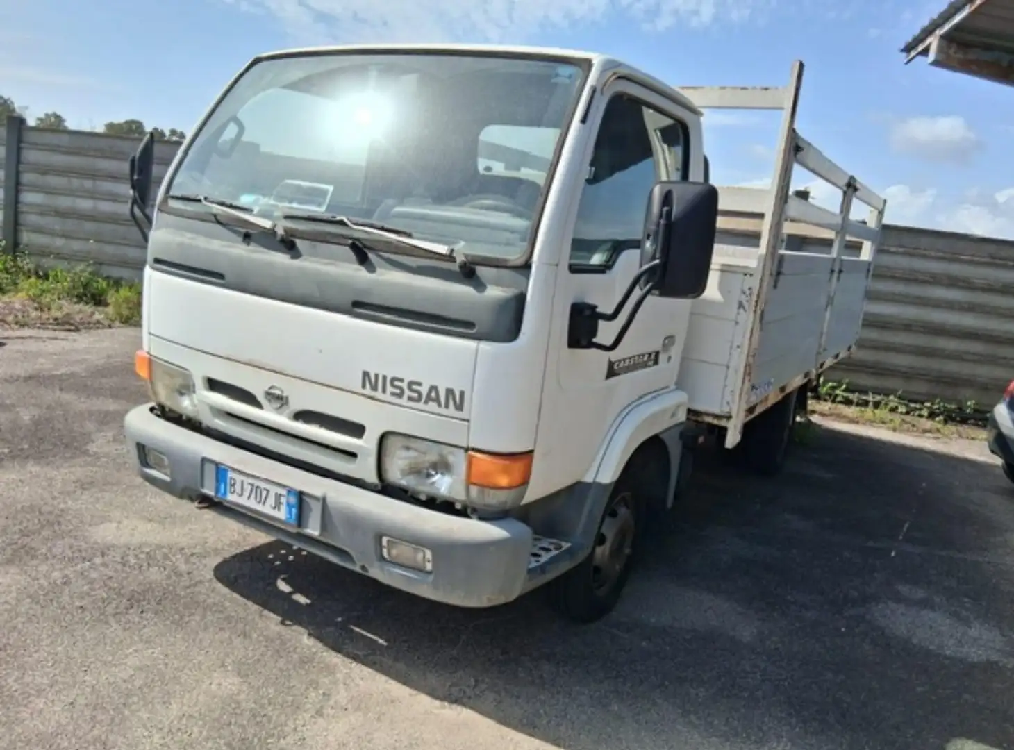 Nissan Cabstar cassone fisso in ferro - 1