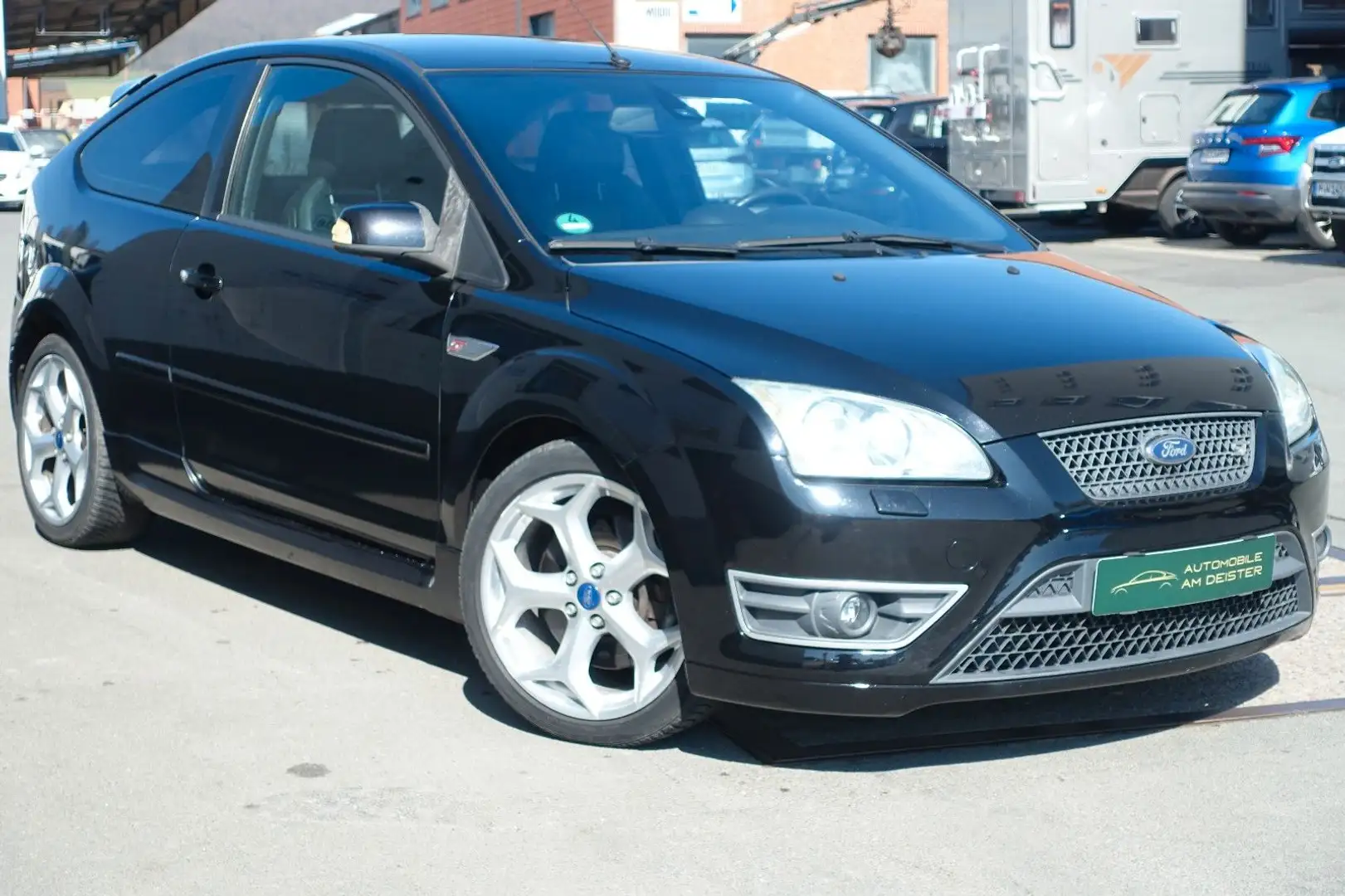 Ford Focus Lim. ST//XENON/RECARO/LEDER/SHZ/TÜV+ZR+SER Noir - 2