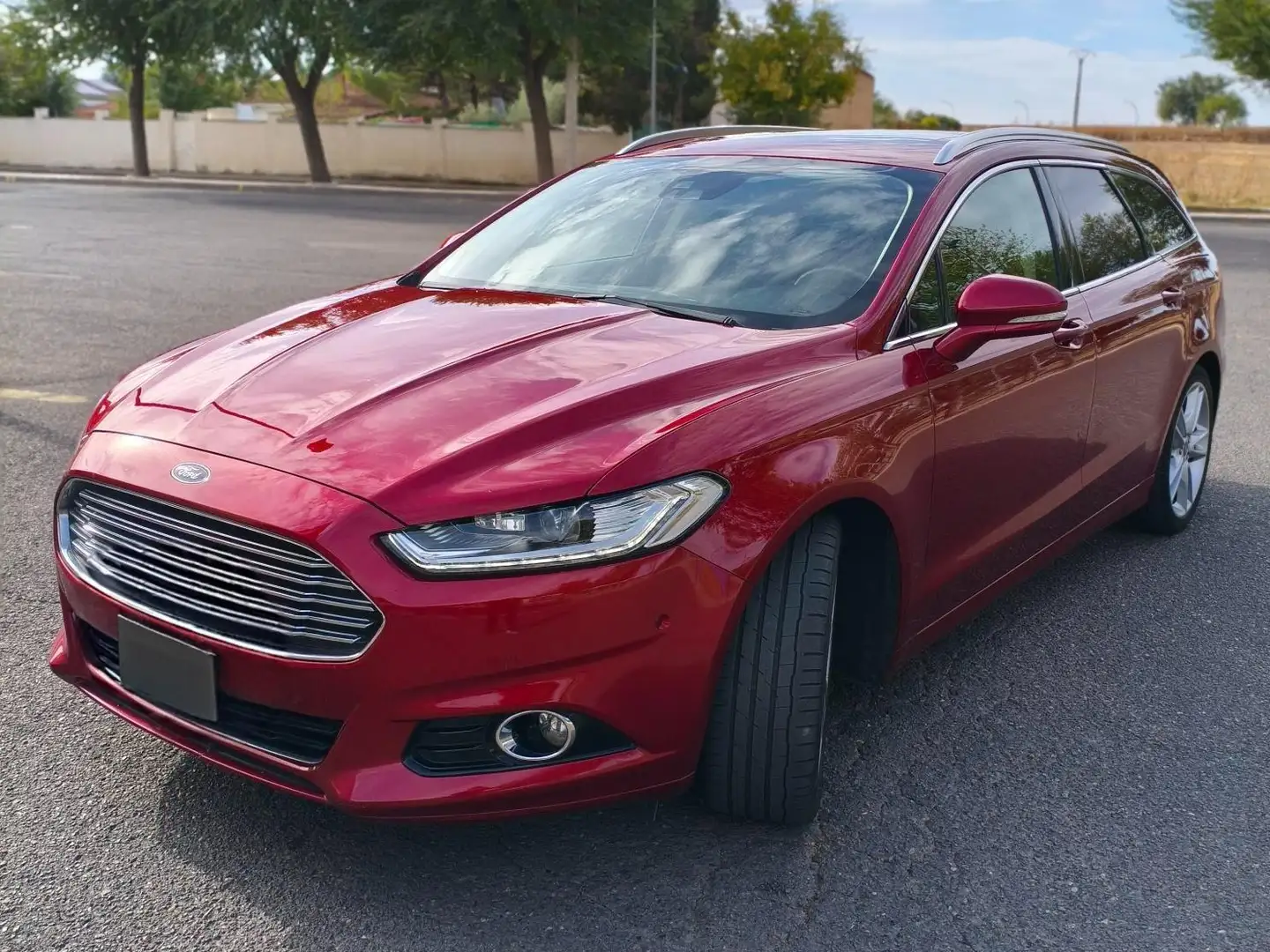 Ford Mondeo Mondeo SB 2.0TDCI Titanium 180 Titanium Rojo - 1