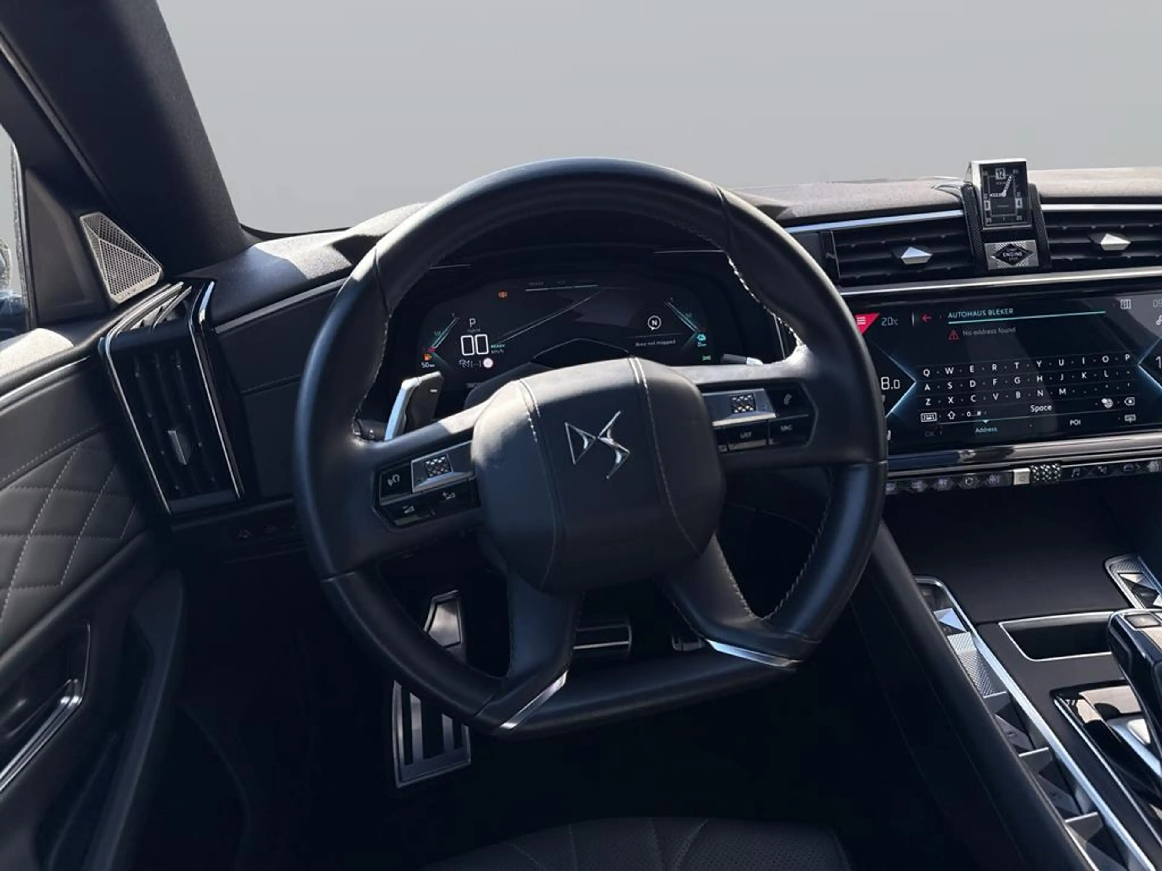 DS Automobiles DS 9 E-Tense Hybrid 220 Rivoli + — photo 13