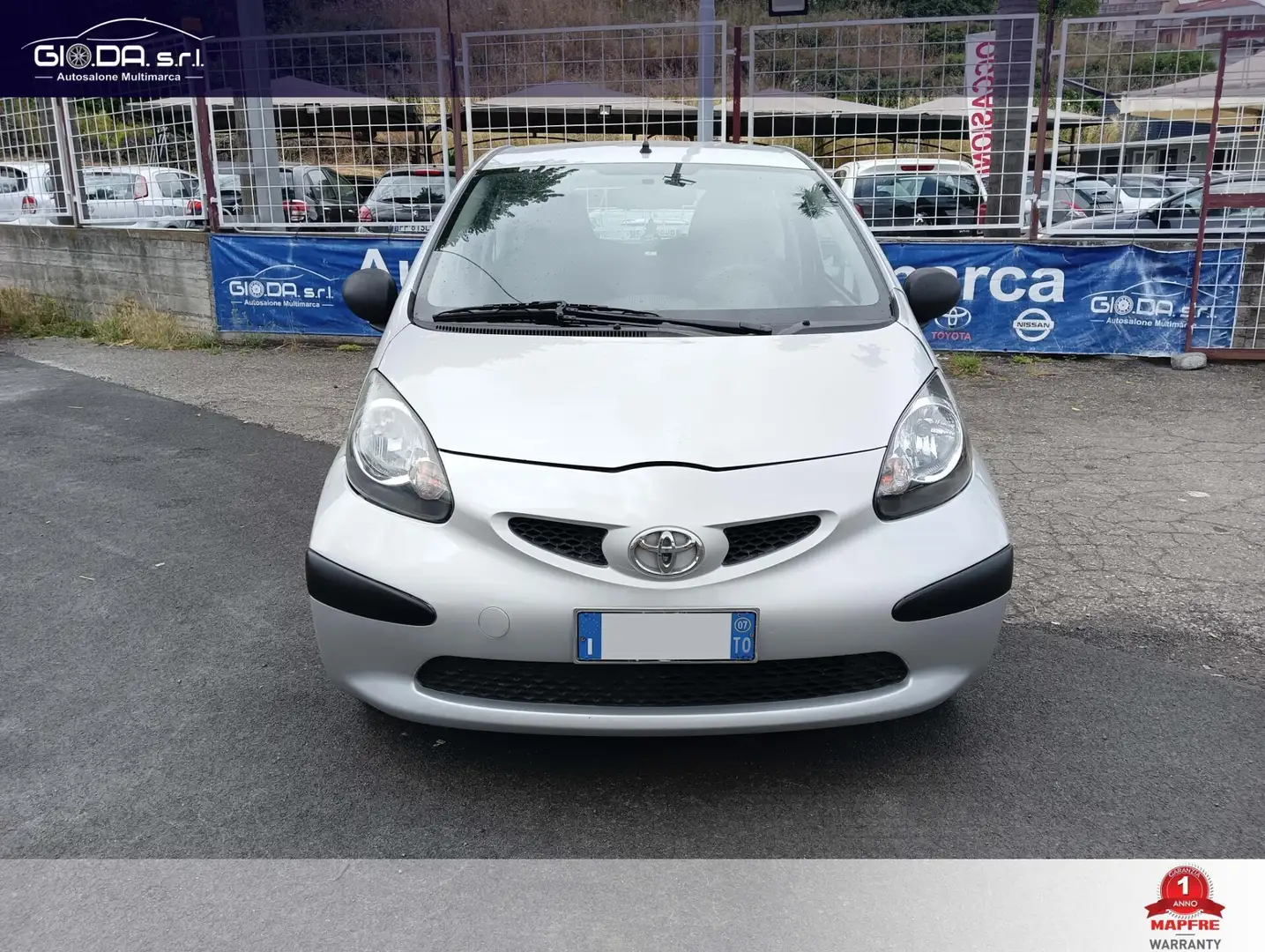 Toyota Aygo 1.0 12V VVT-i 3 porte Gris - 2
