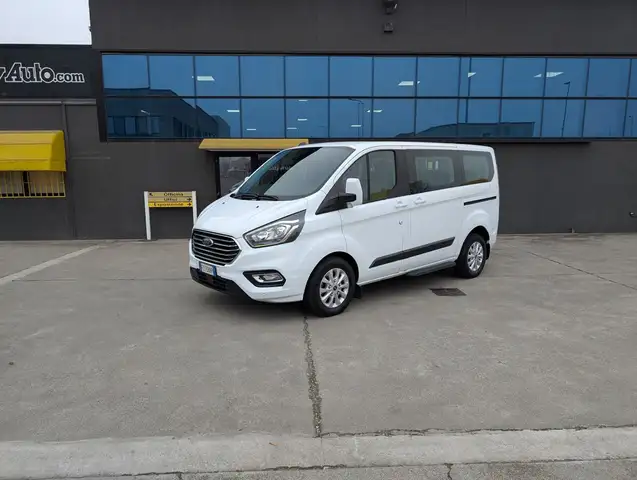 Ford Tourneo Custom 320 2.0 TDCi 130CV  Trend 9 posti doppia portalat